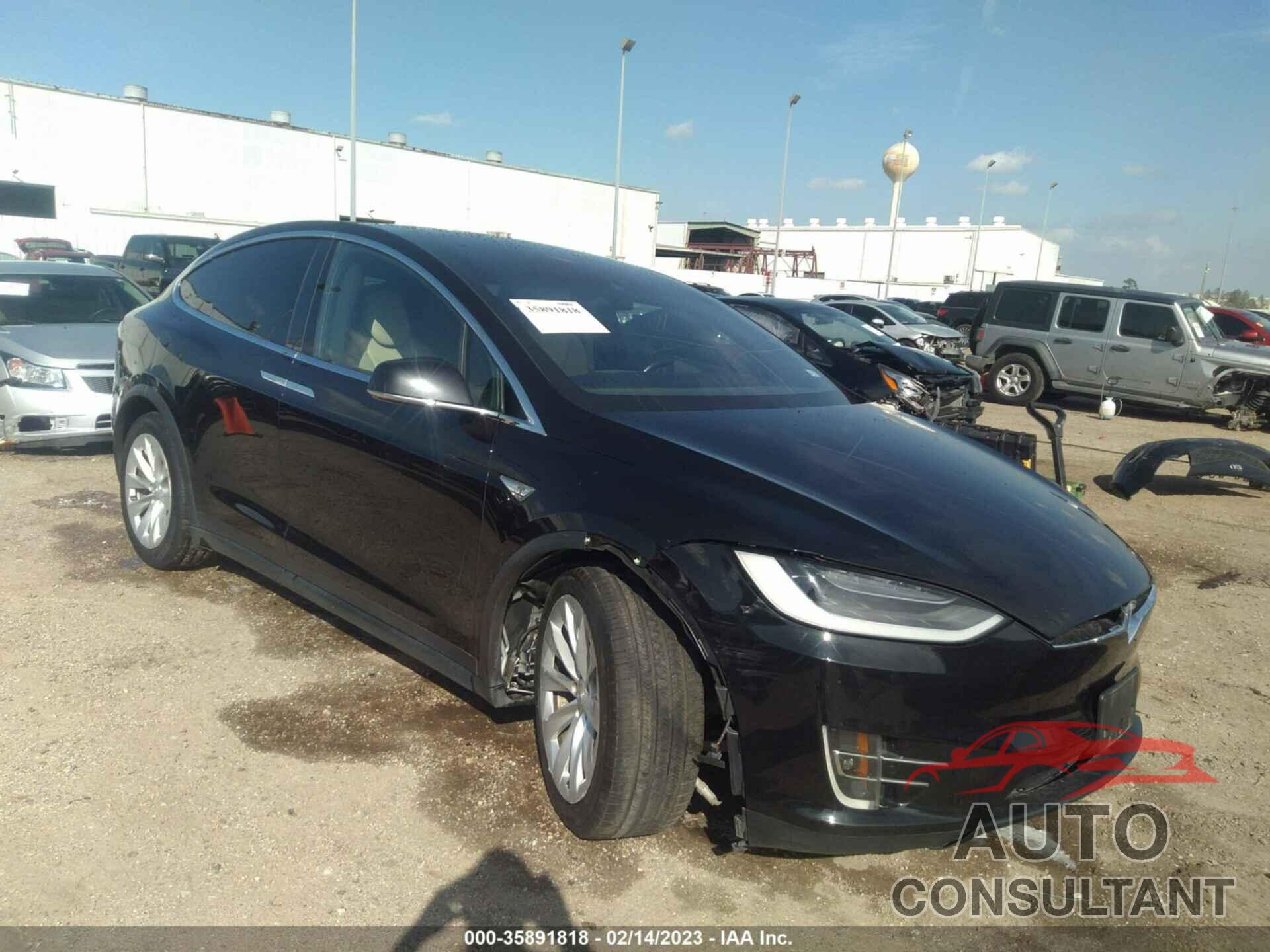 TESLA MODEL X 2016 - 5YJXCBE22GF004168