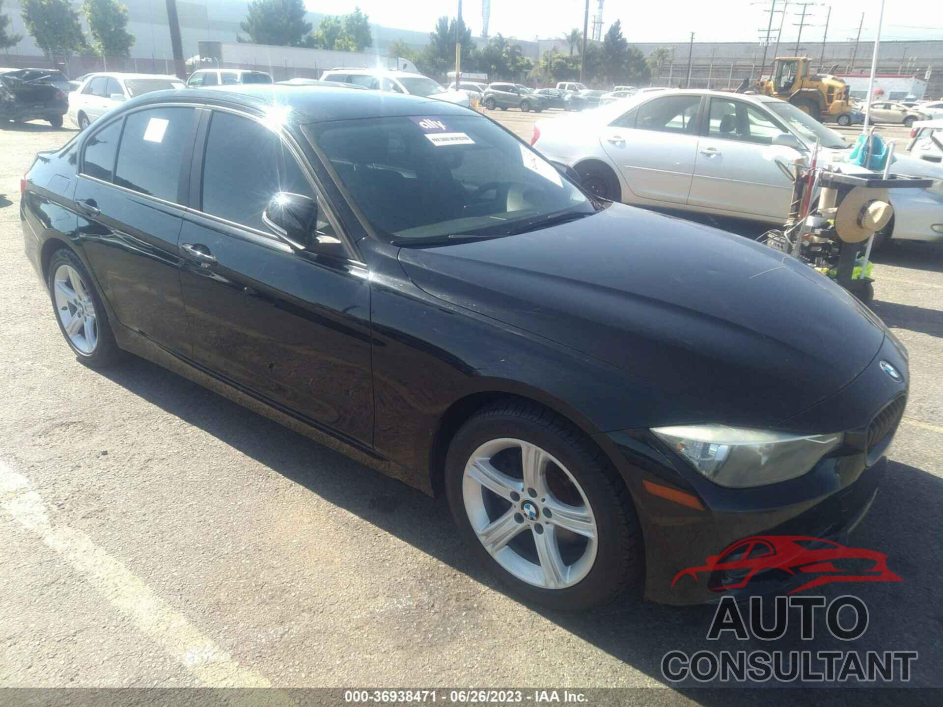 BMW 3 SERIES 2015 - WBA3C1C52FK119132