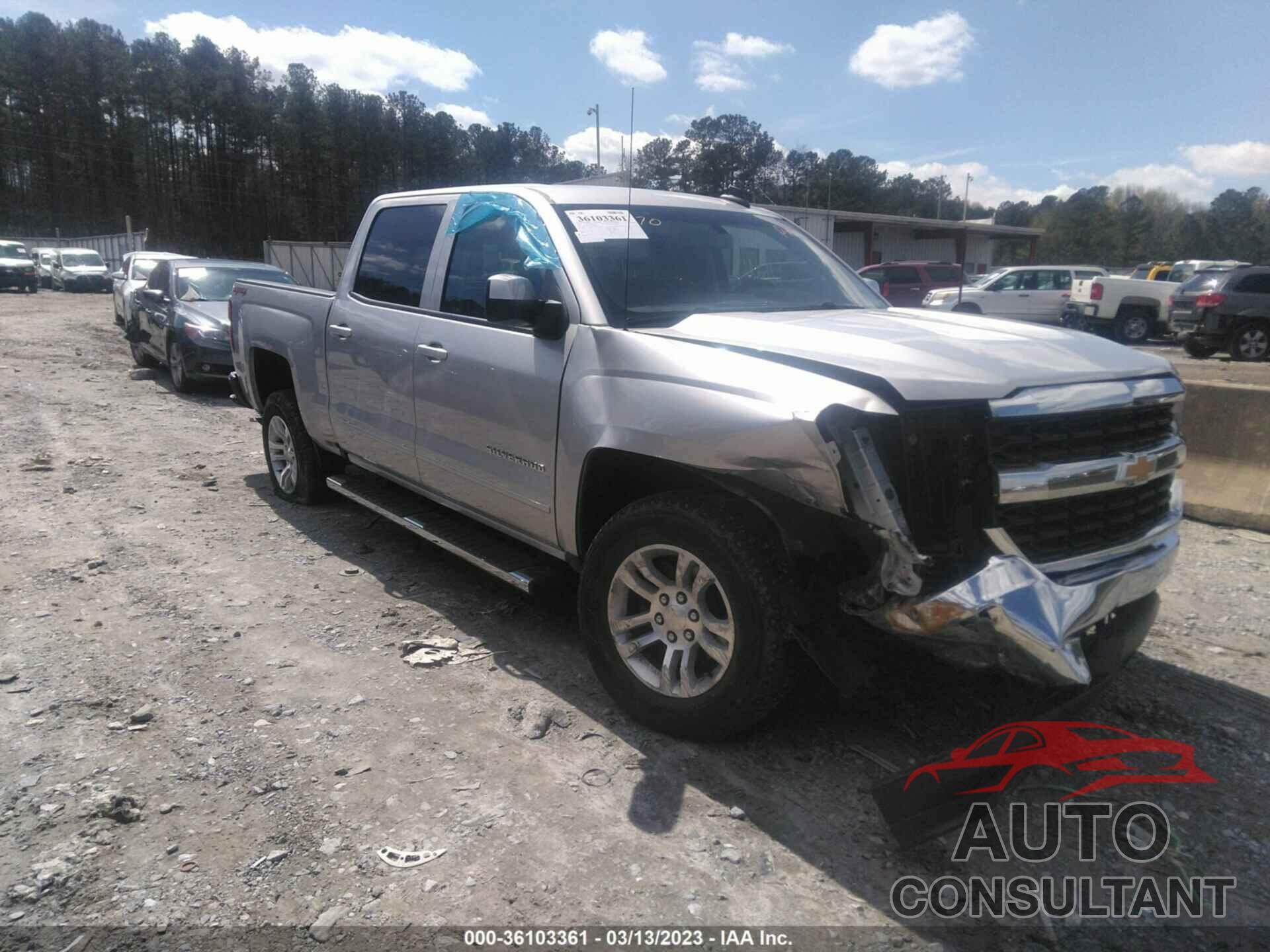 CHEVROLET SILVERADO 1500 2018 - 3GCUKREC6JG592973