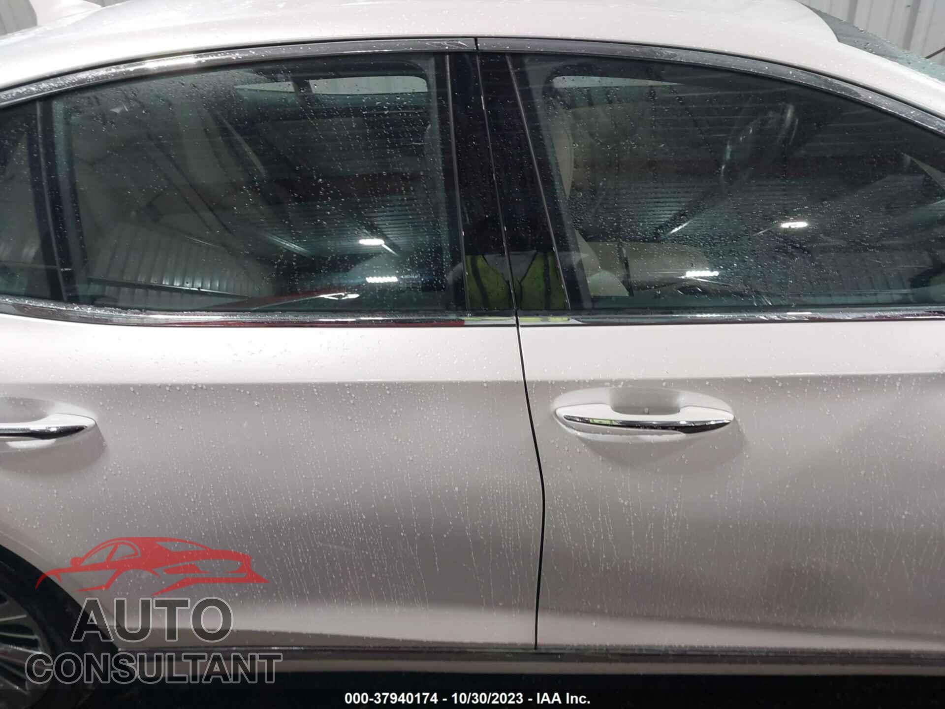 LEXUS LS 2021 - JTHD51FF8M5013560