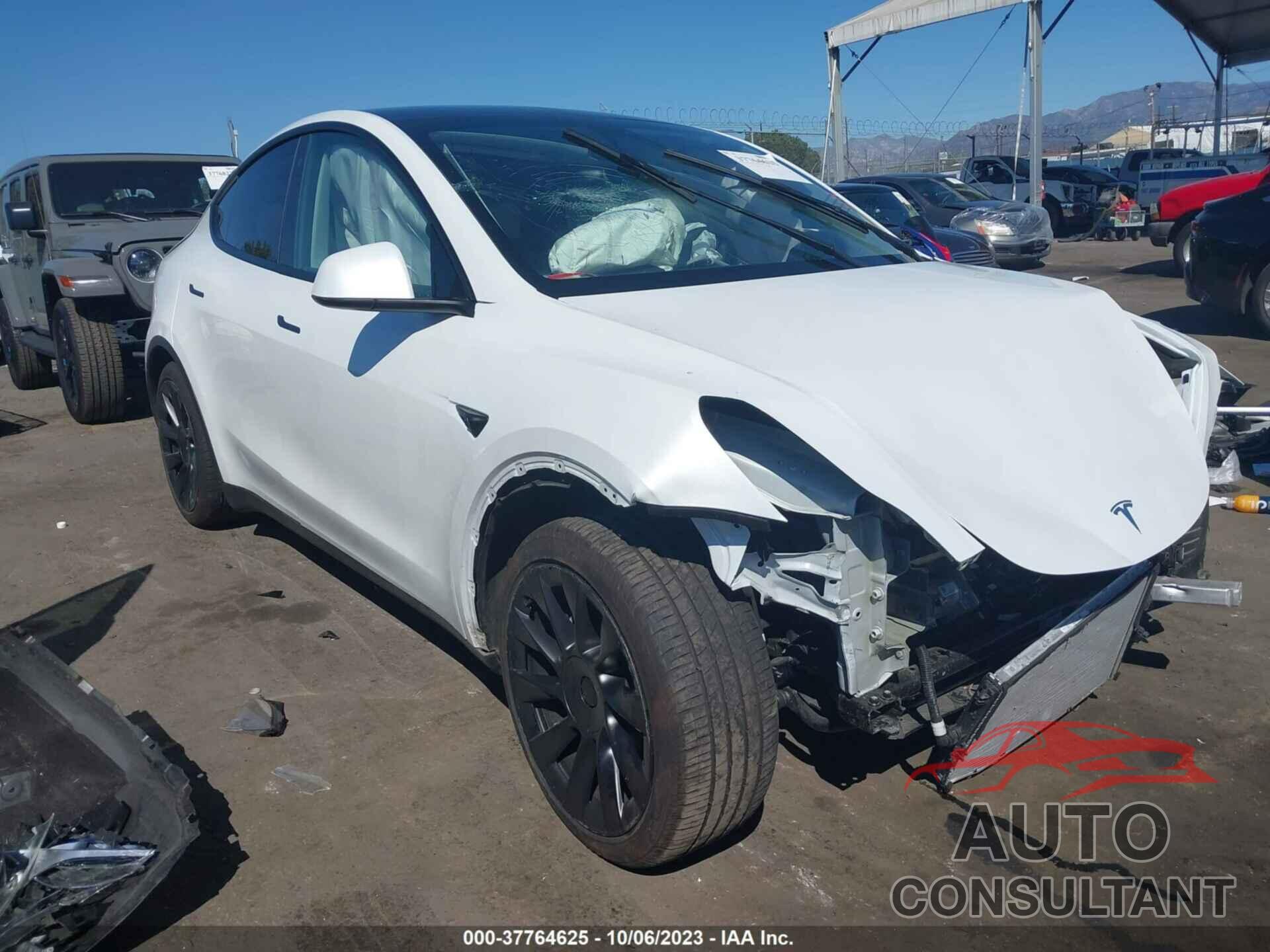 TESLA MODEL Y 2023 - 7SAYGDEE9PA059084