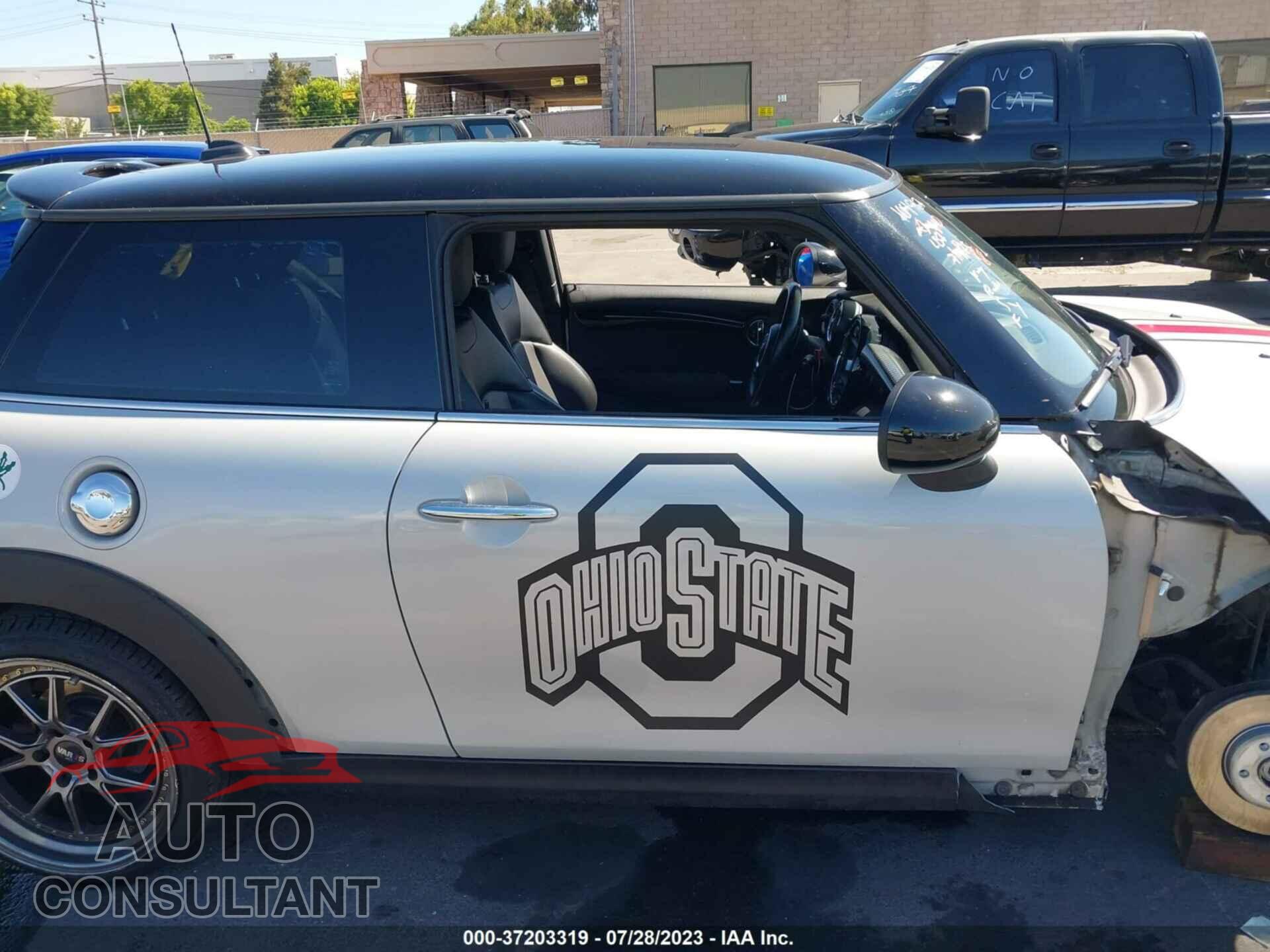 MINI COOPER HARDTOP 2015 - WMWXP7C54F2A35289