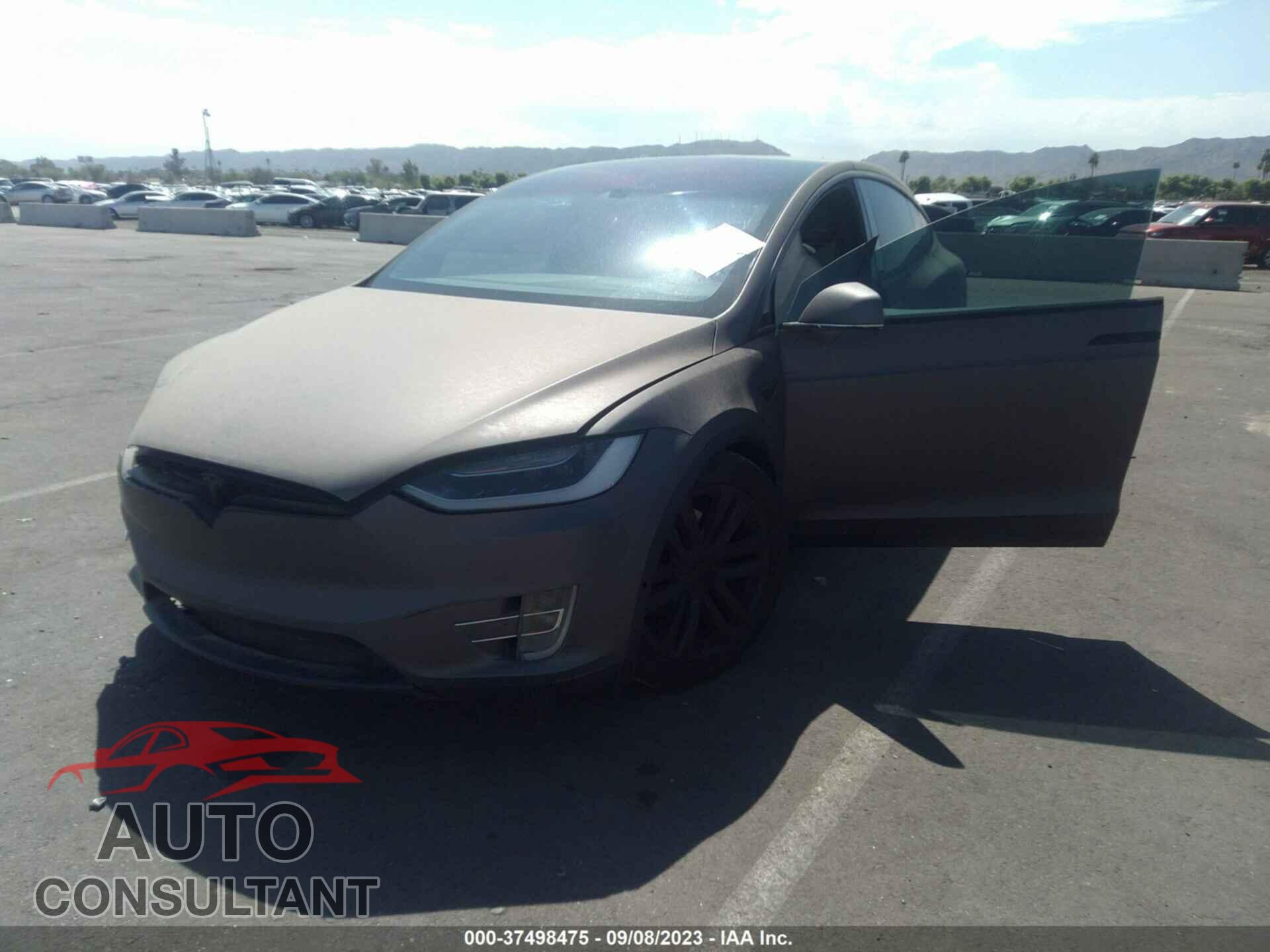 TESLA MODEL X 2016 - 5YJXCAE28GF006985