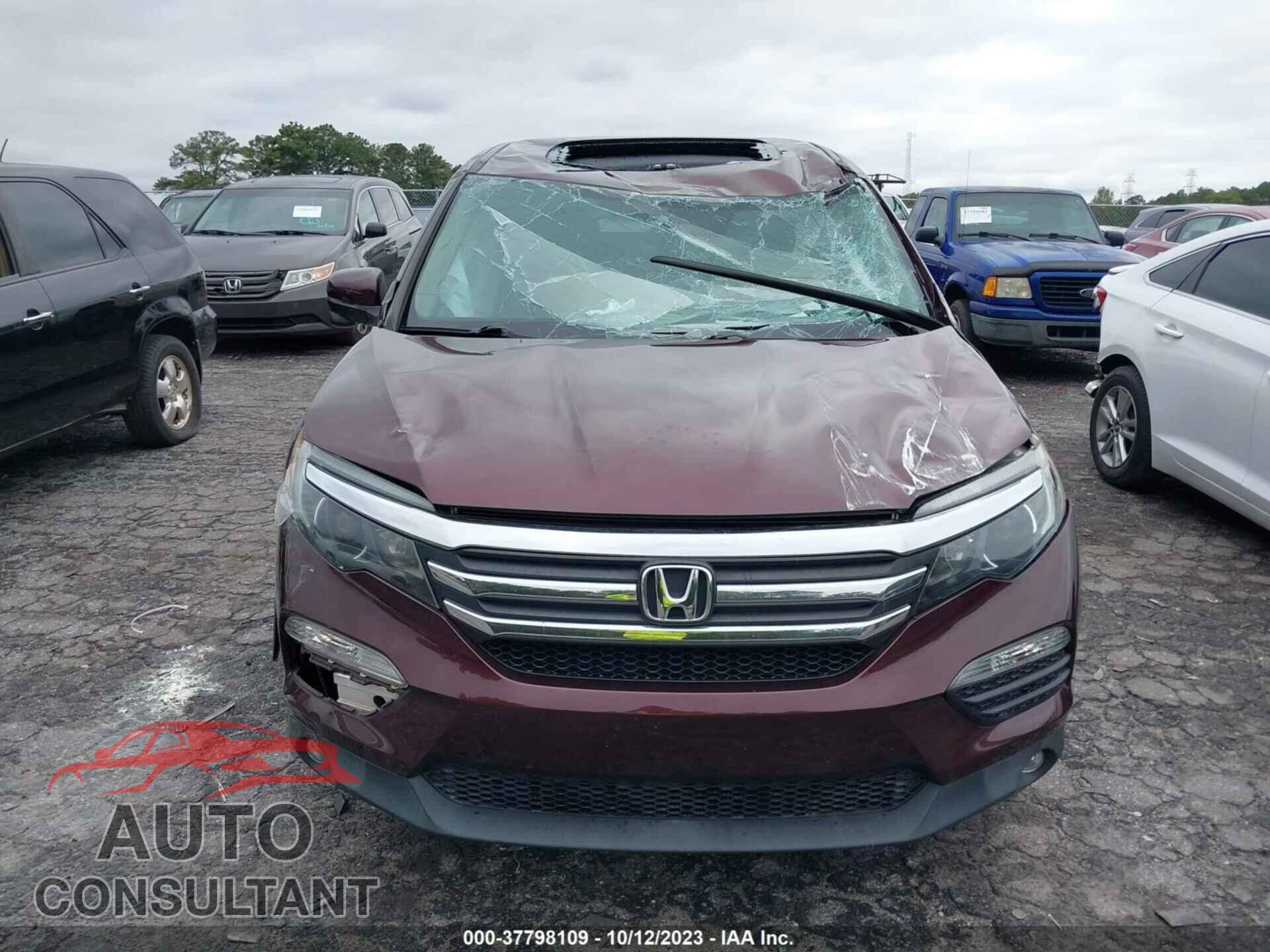 HONDA PILOT 2017 - 5FNYF5H88HB025718