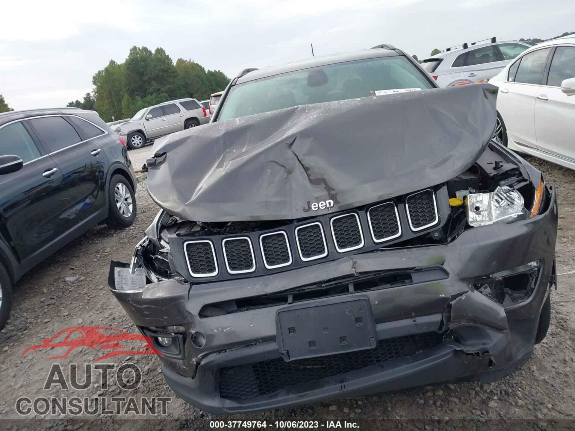 JEEP COMPASS 2019 - 3C4NJDBB1KT652947