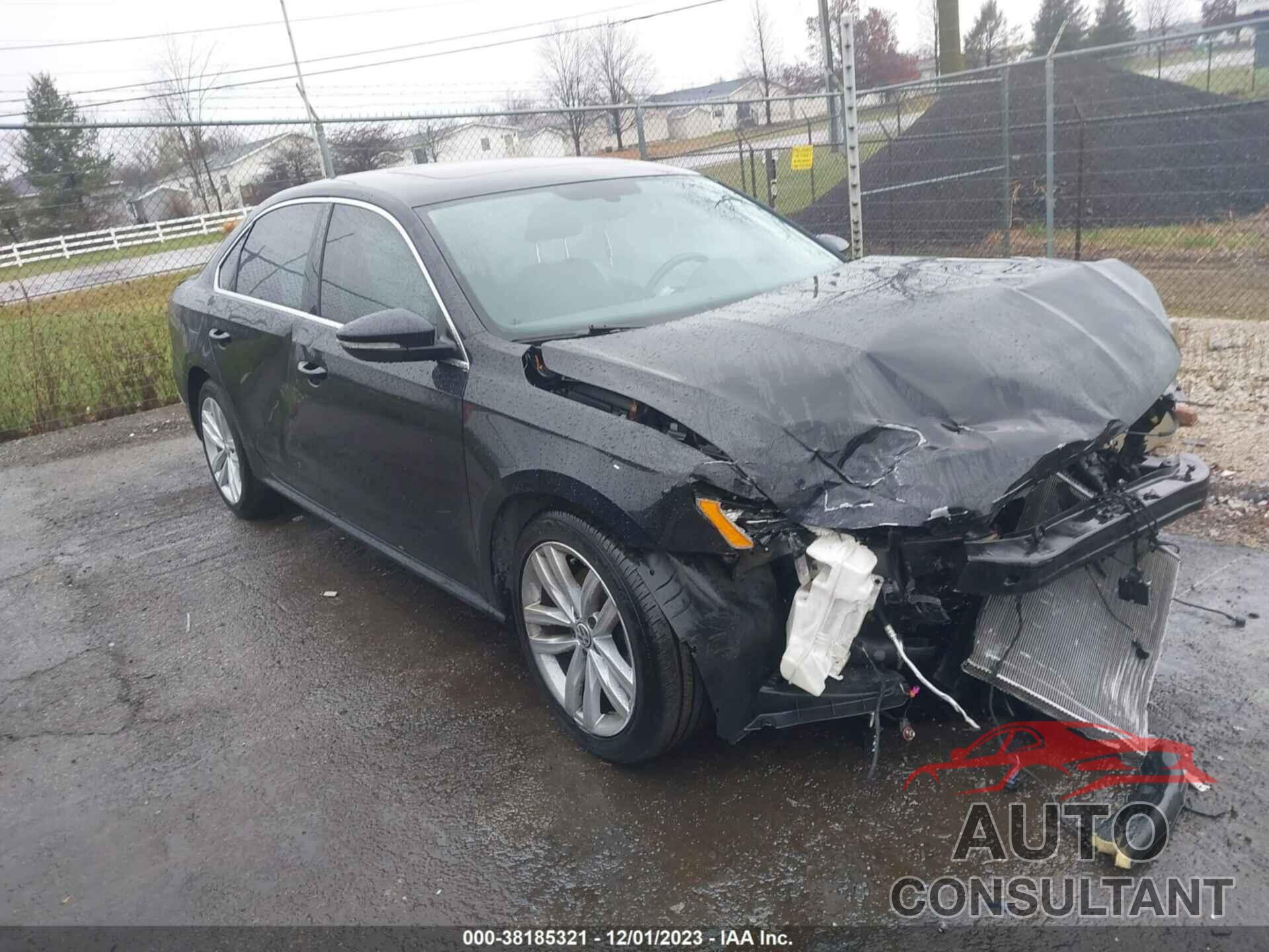 VOLKSWAGEN PASSAT 2018 - 1VWBA7A39JC006481