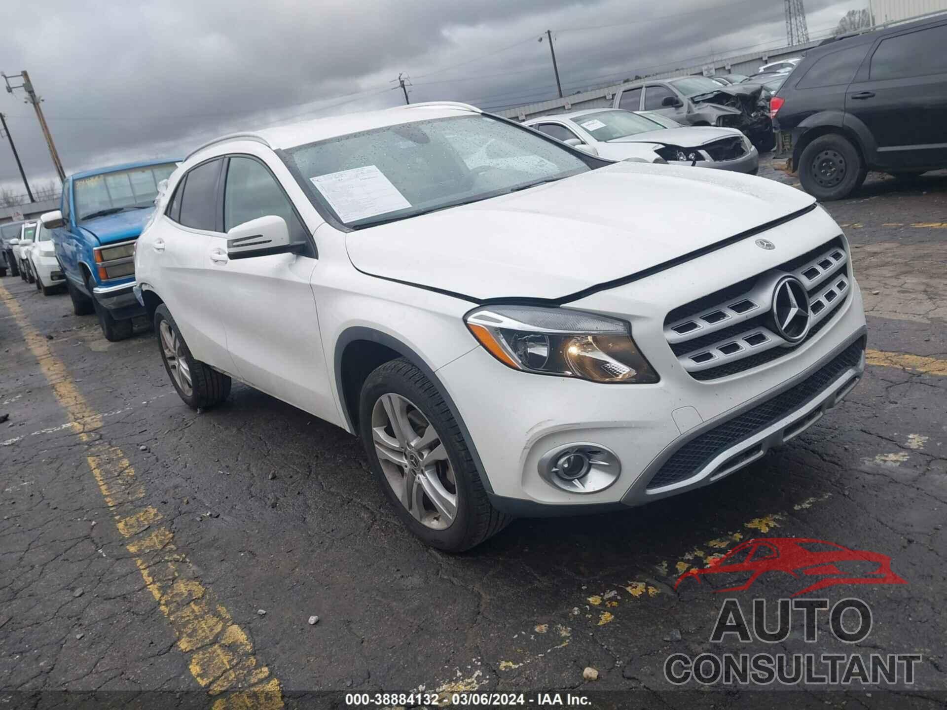 MERCEDES-BENZ GLA 250 2019 - WDCTG4EB7KU018818