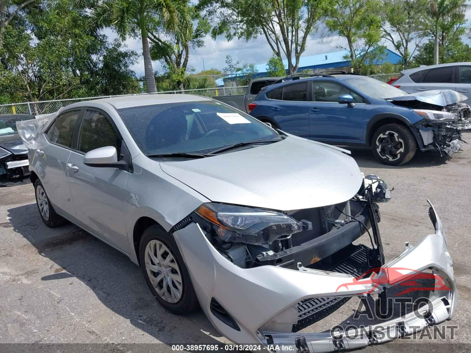 TOYOTA COROLLA 2017 - 2T1BURHE4HC828264