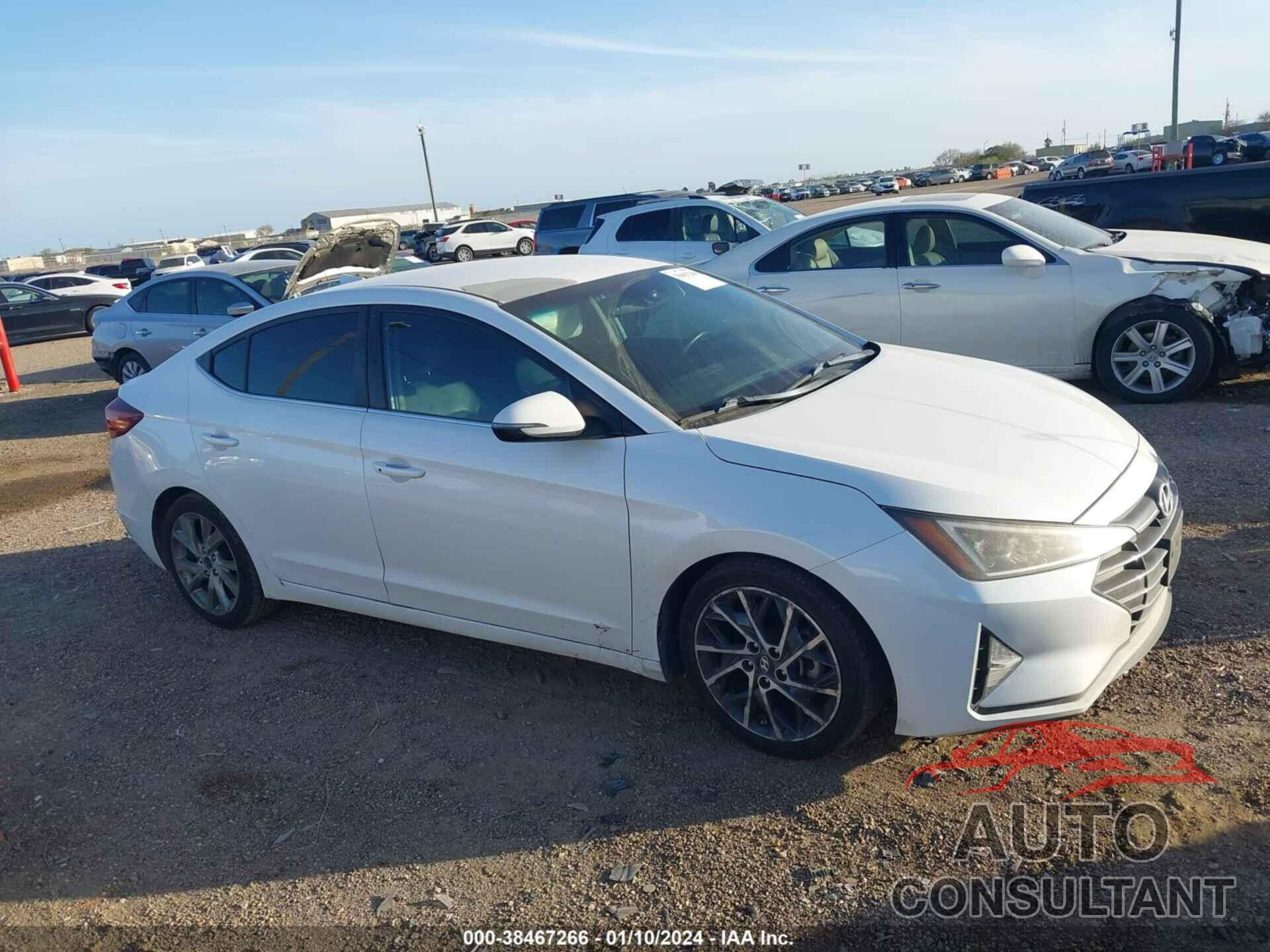 HYUNDAI ELANTRA 2019 - 5NPD84LF2KH478914