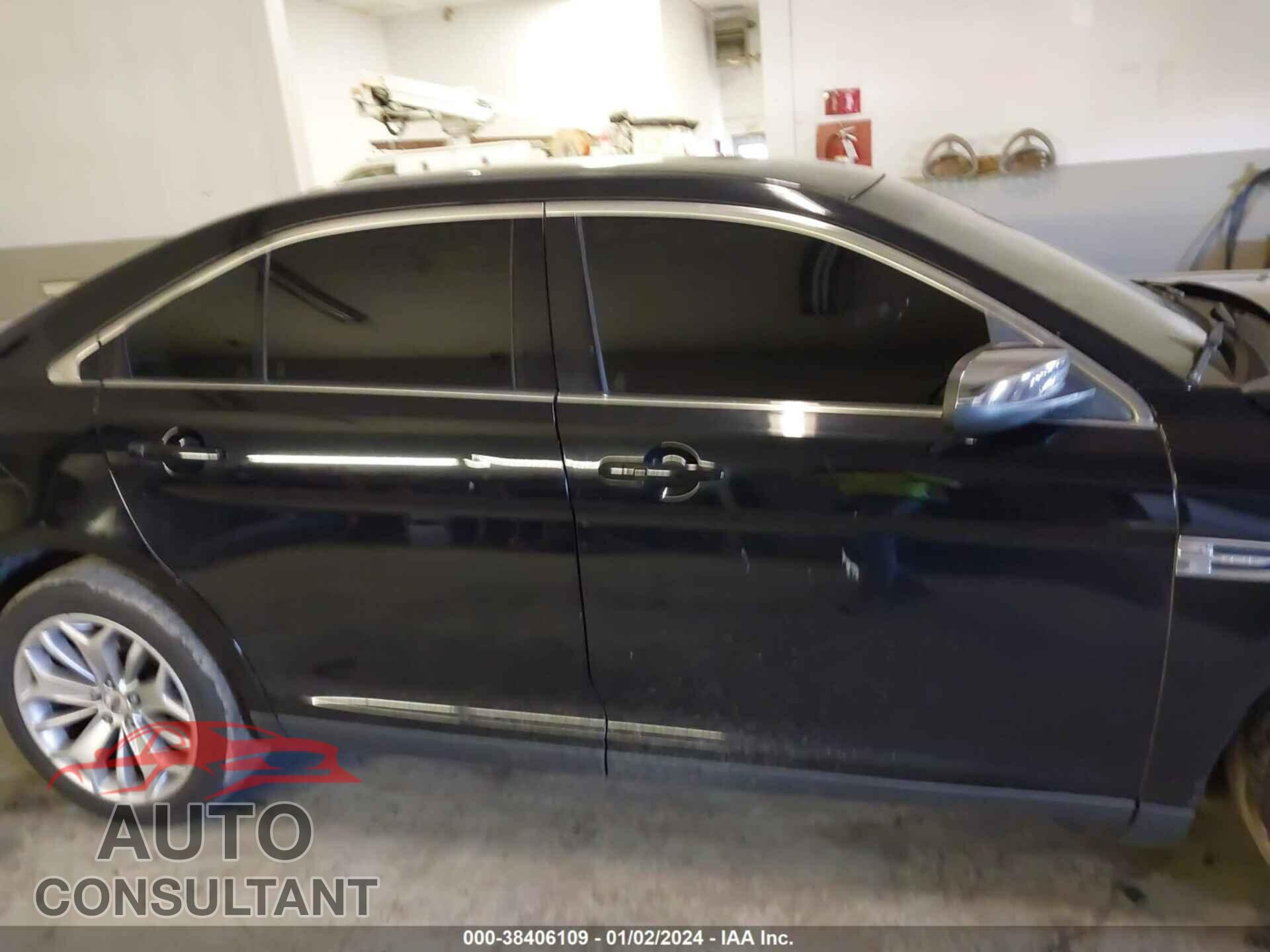 FORD TAURUS 2017 - 1FAHP2F80HG123541