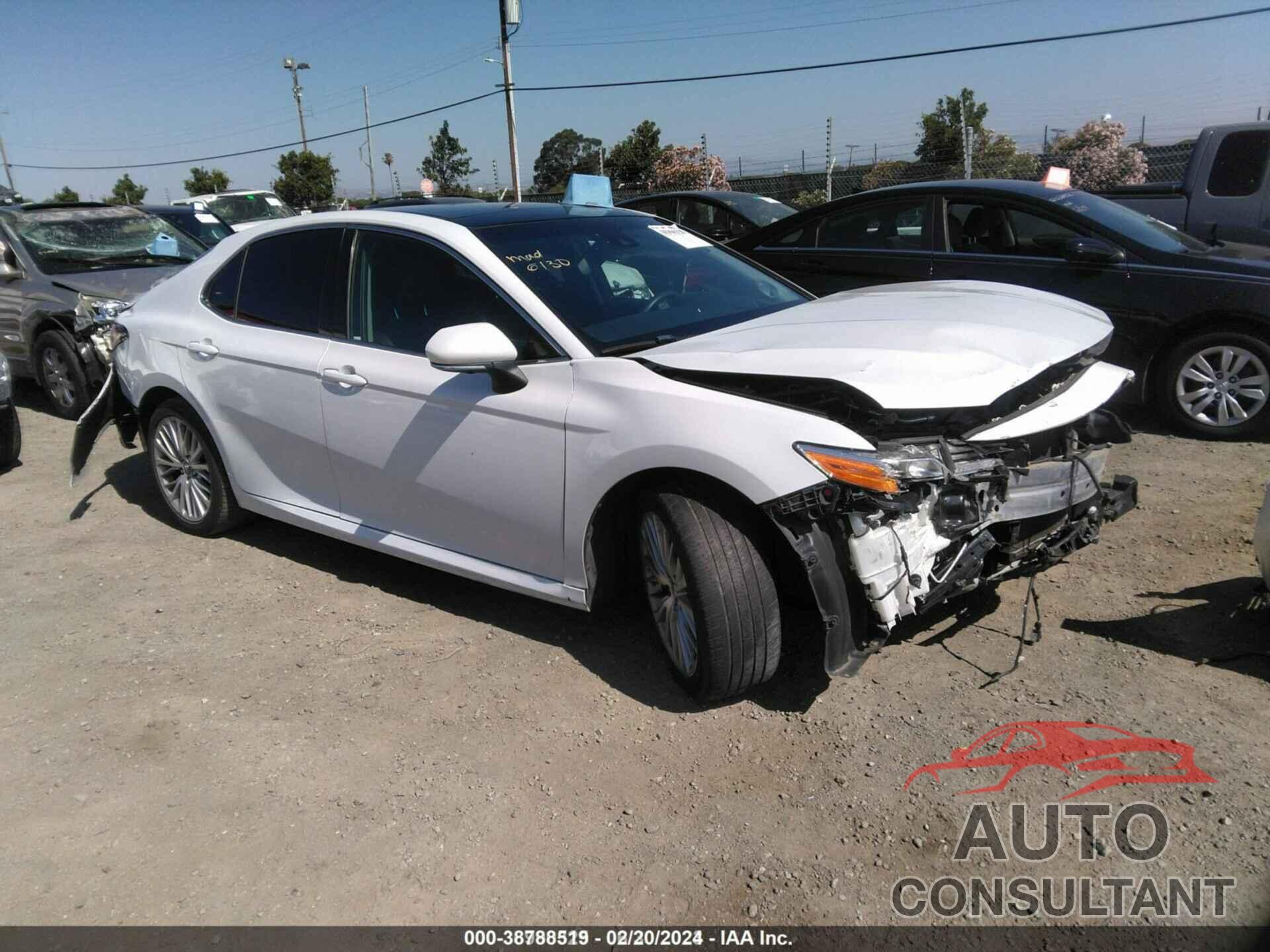 TOYOTA CAMRY 2018 - 4T1BZ1HK9JU004922