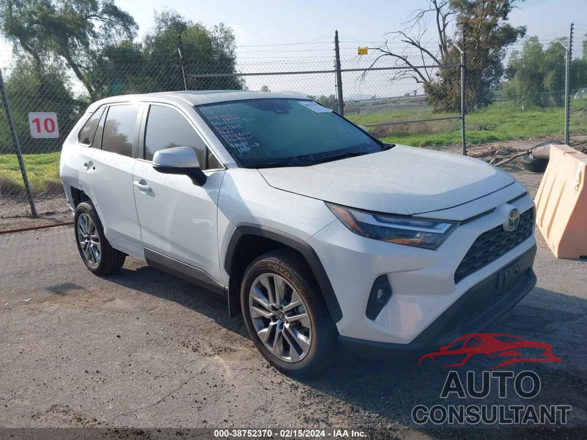 TOYOTA RAV4 2023 - 2T3C1RFV3PW263901