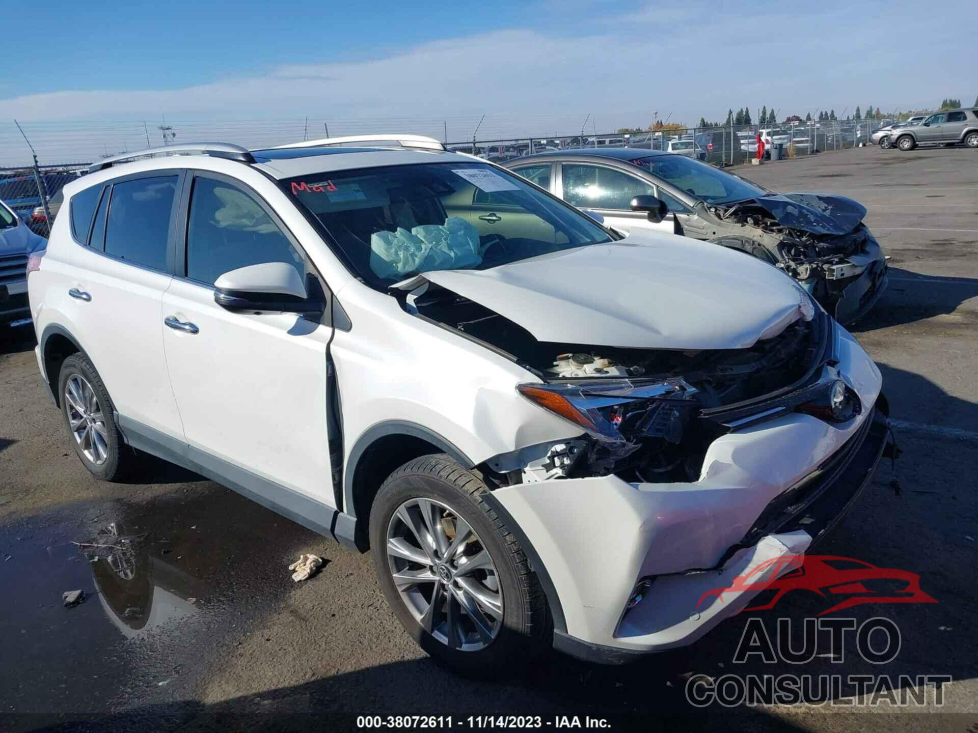 TOYOTA RAV4 2016 - JTMDFREV3GJ086546