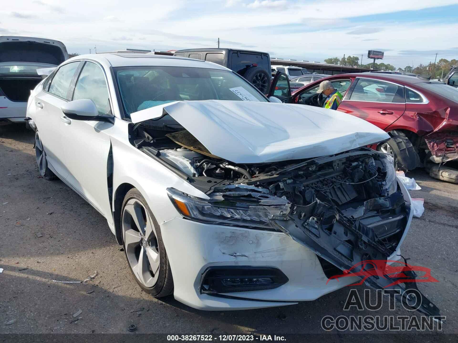 HONDA ACCORD SEDAN 2018 - 1HGCV1F97JA097494