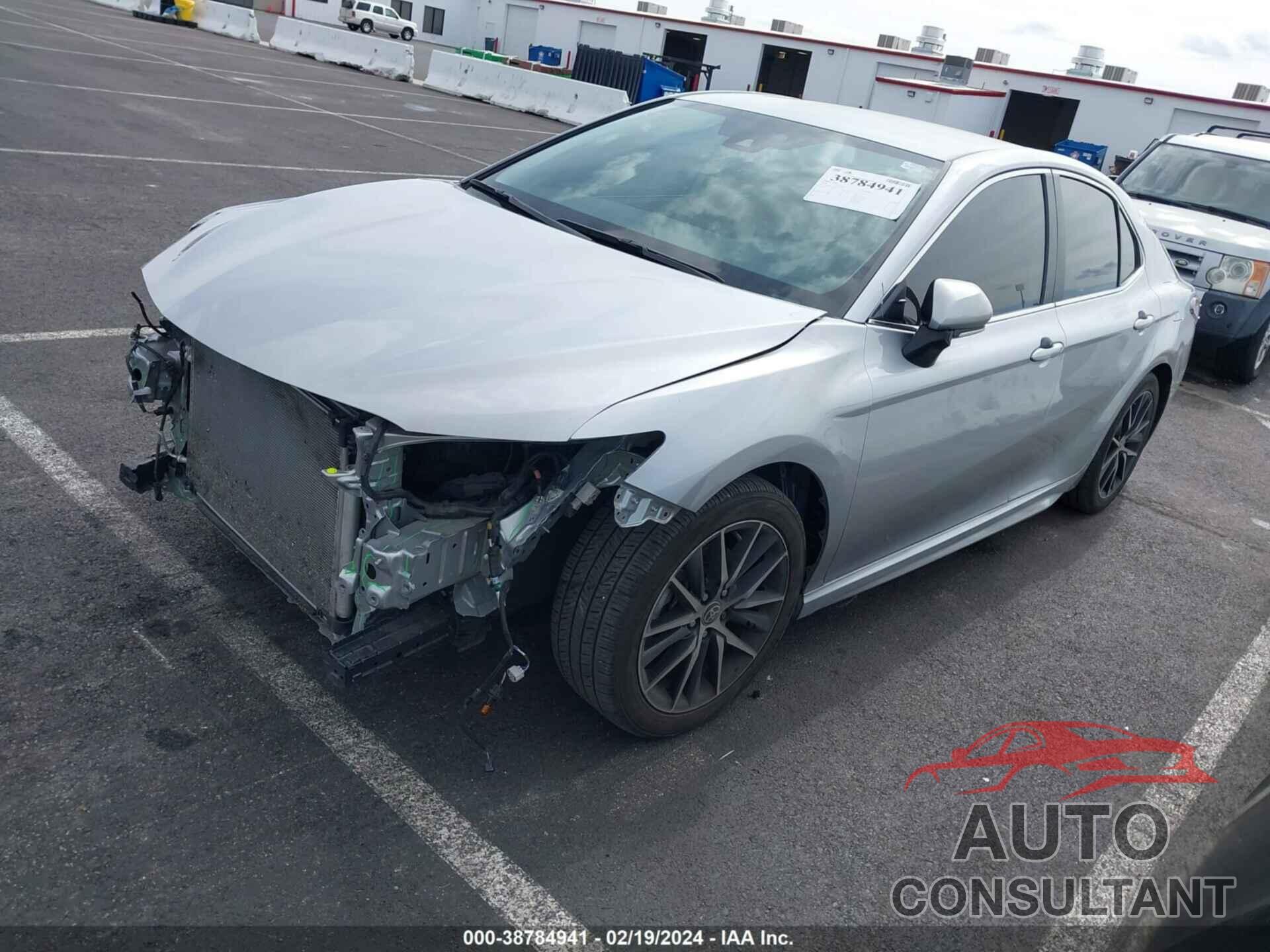 TOYOTA CAMRY 2023 - 4T1G11AK2PU741010