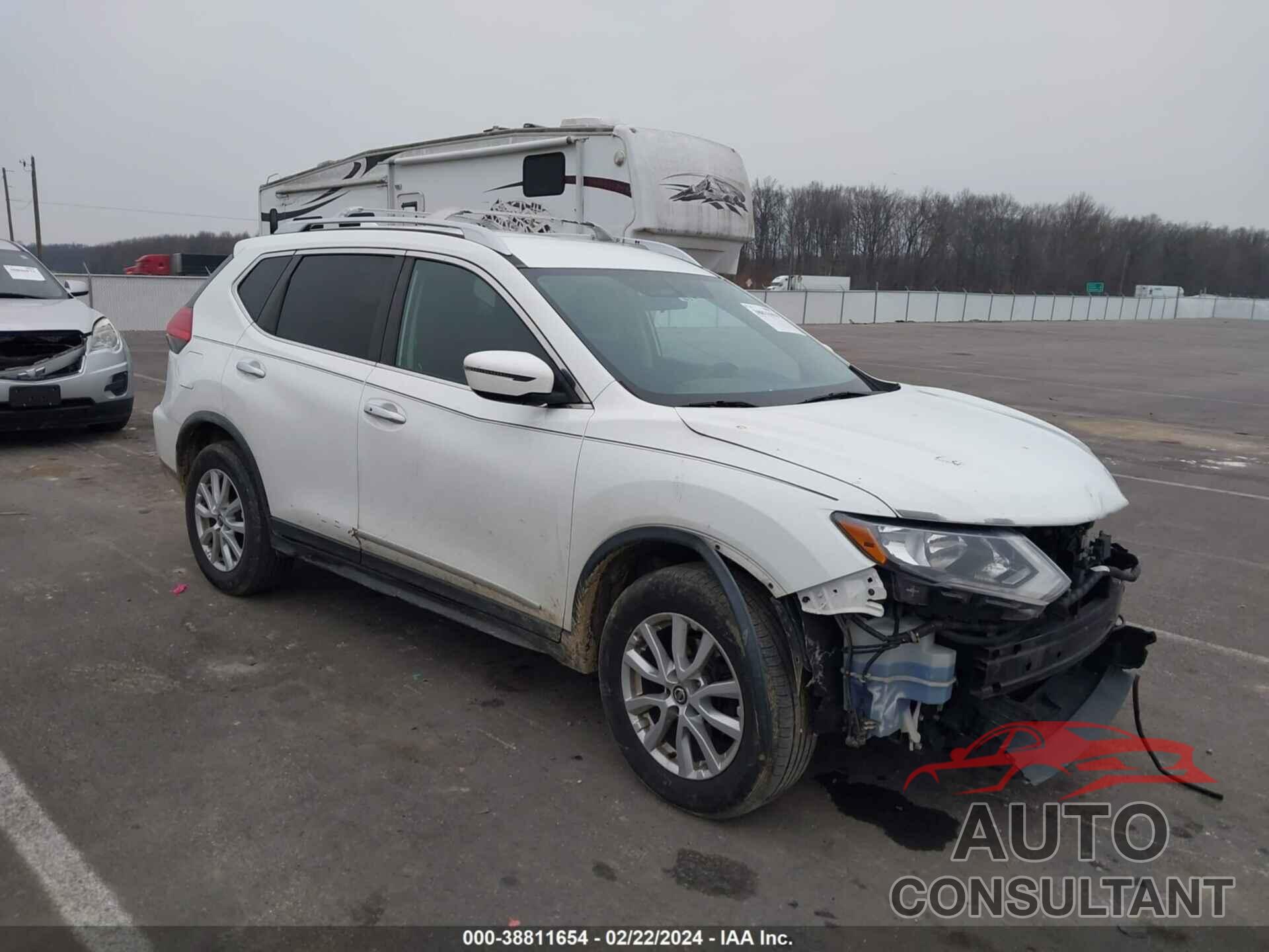 NISSAN ROGUE 2017 - KNMAT2MV9HP584401