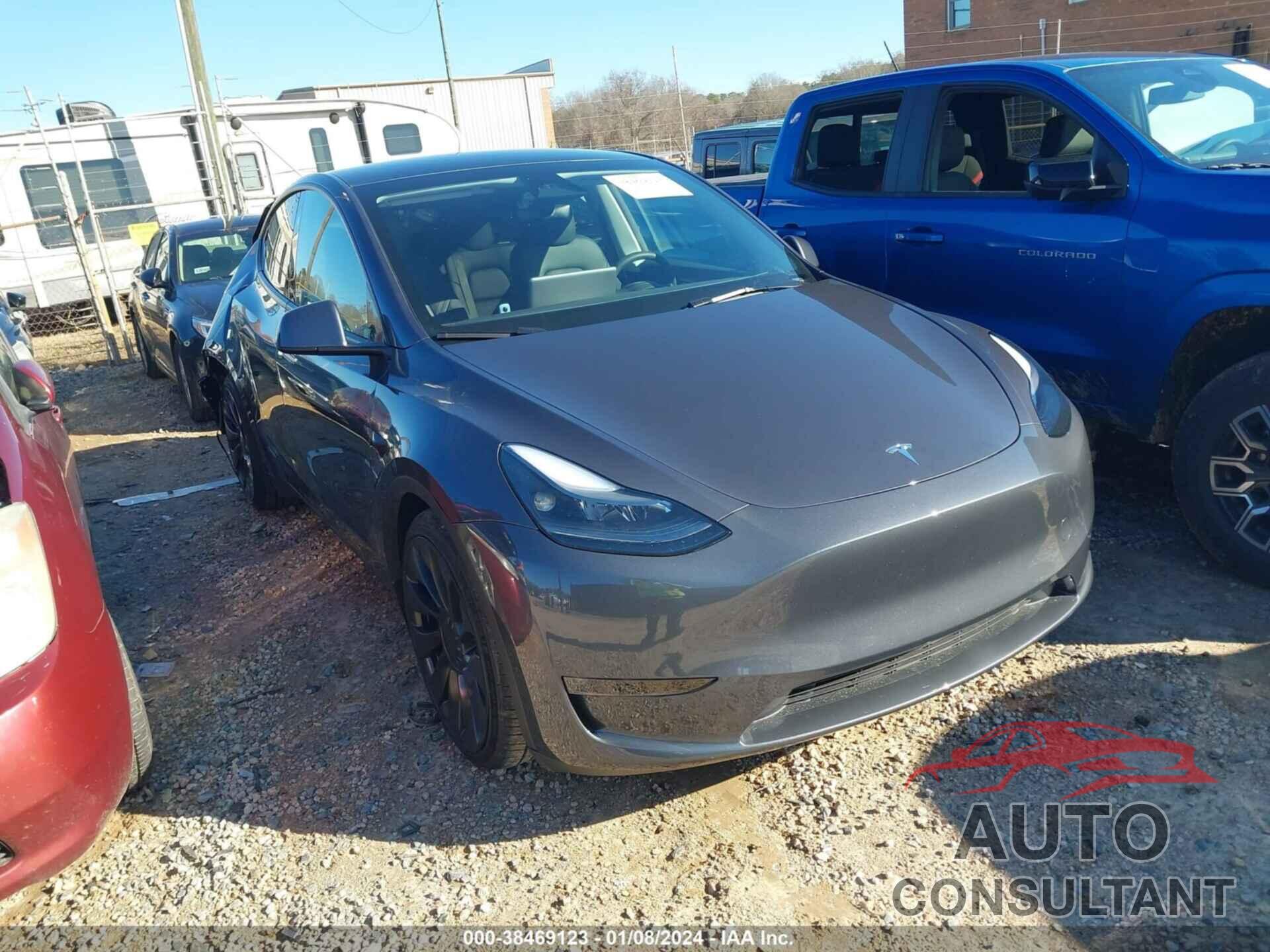 TESLA MODEL Y 2023 - 7SAYGDEF3PF871573