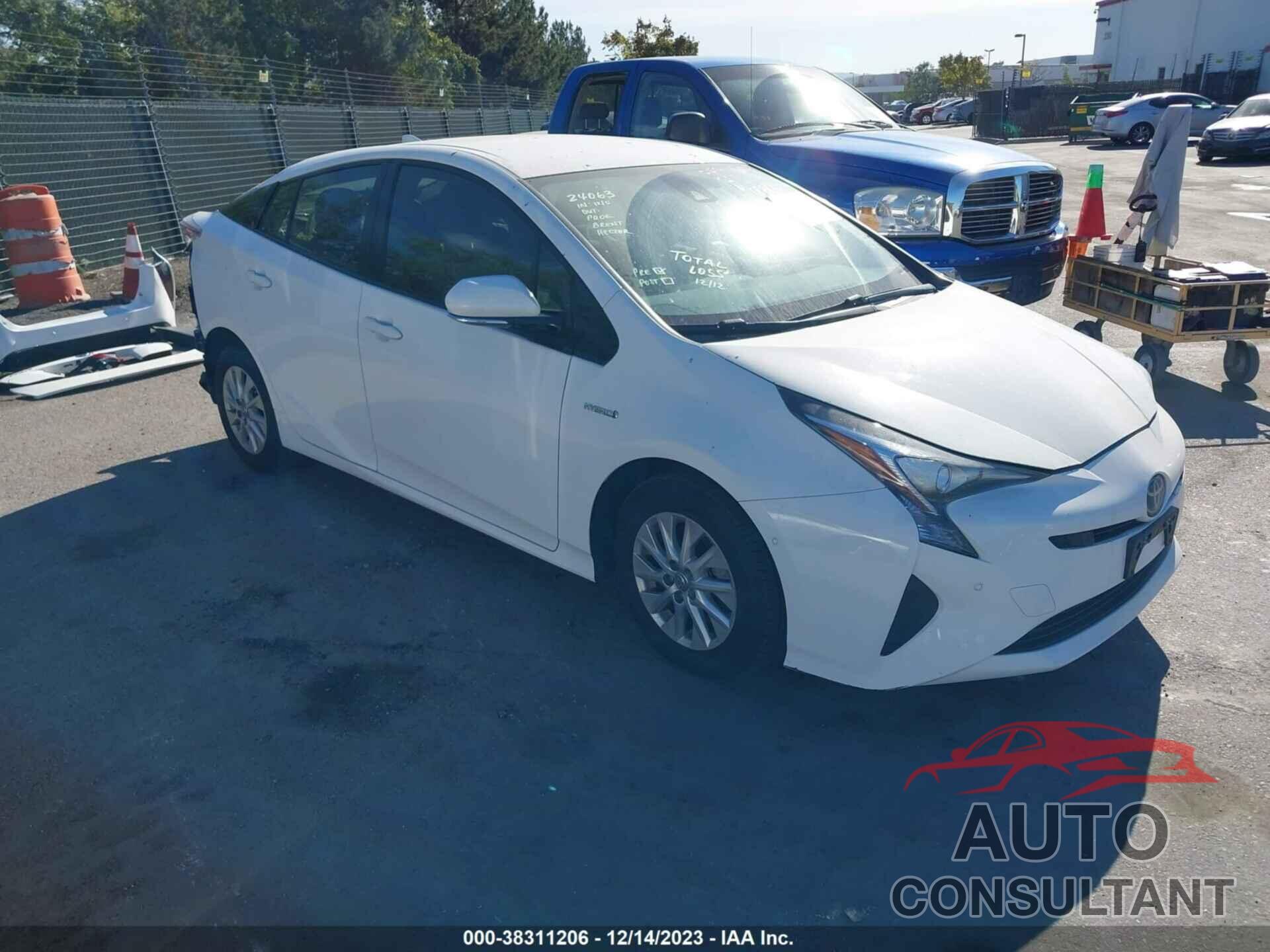 TOYOTA PRIUS 2018 - JTDKBRFU3J3066012