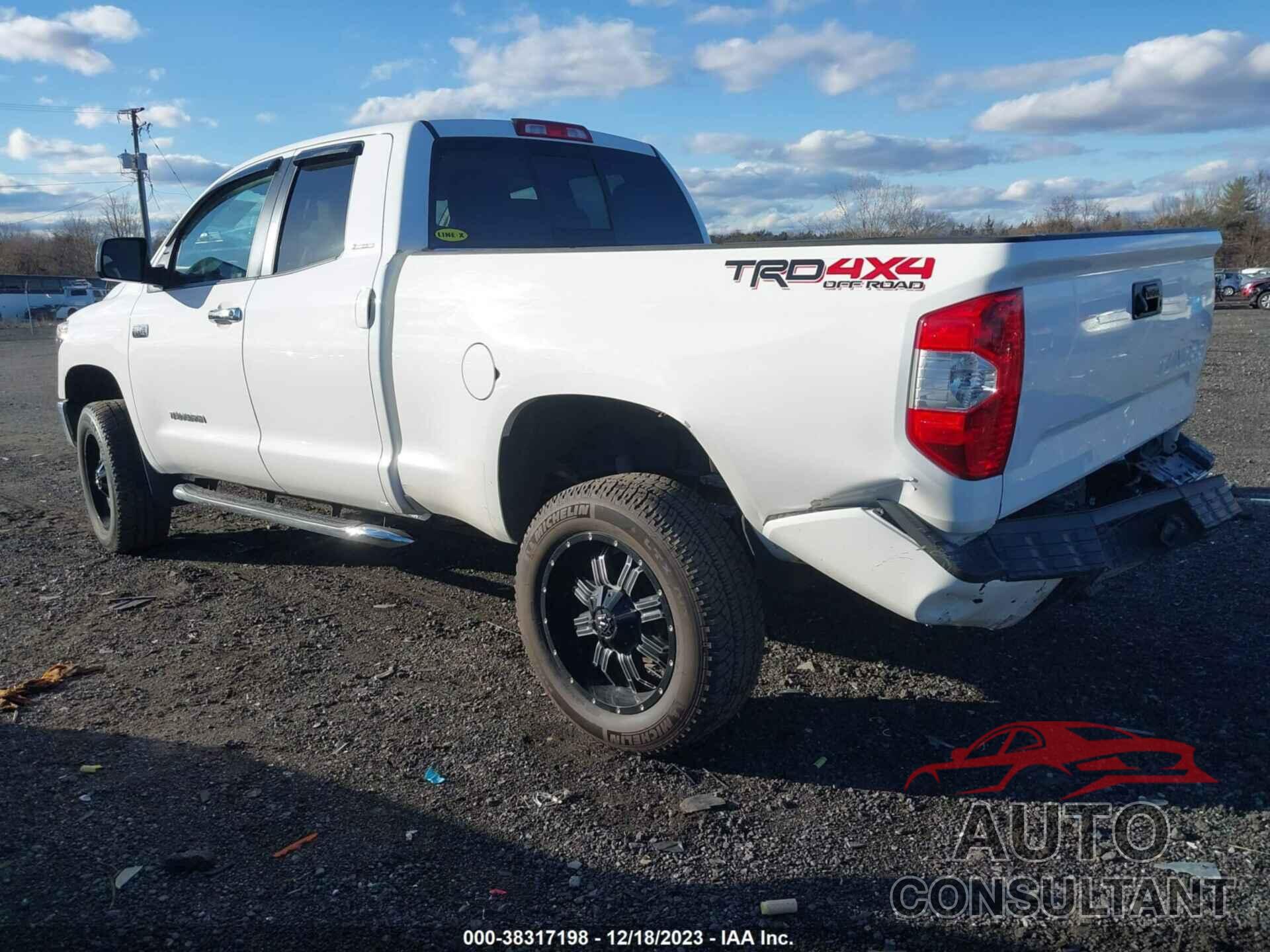 TOYOTA TUNDRA 2018 - 5TFBY5F18JX677921