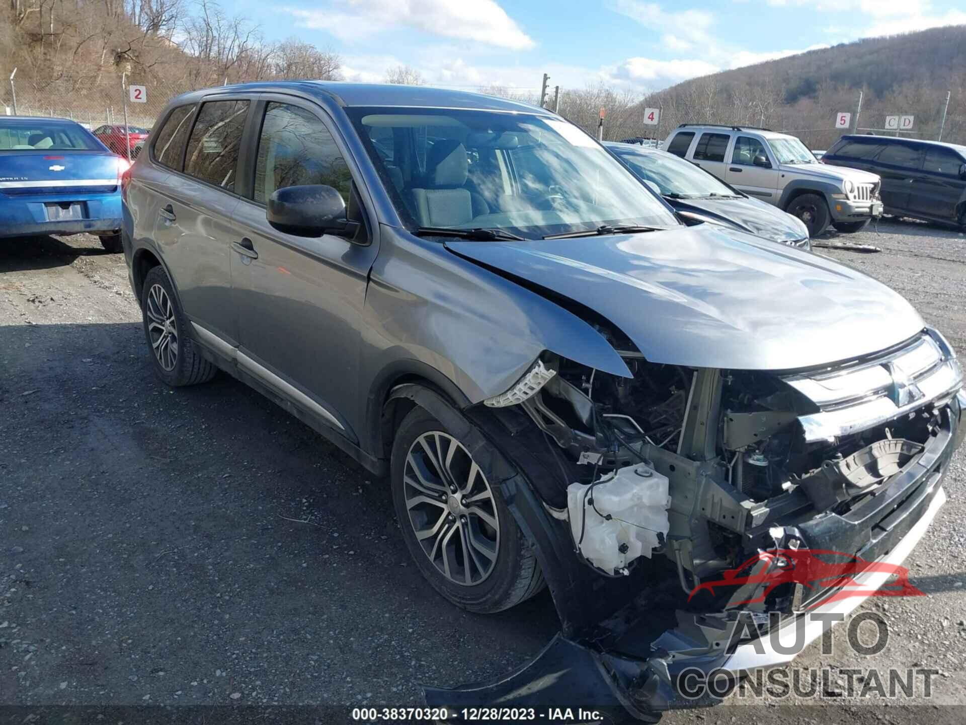 MITSUBISHI OUTLANDER 2018 - JA4AZ3A39JZ056448