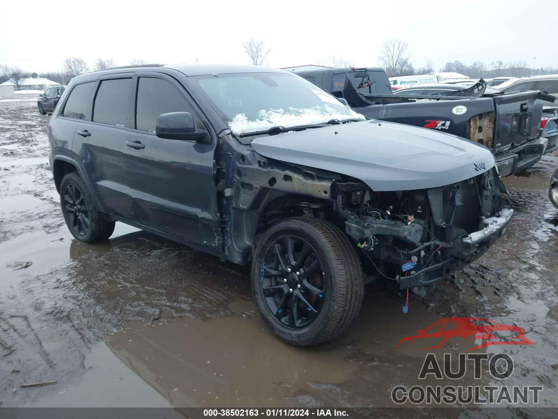 JEEP GRAND CHEROKEE 2018 - 1C4RJFAG0JC123316