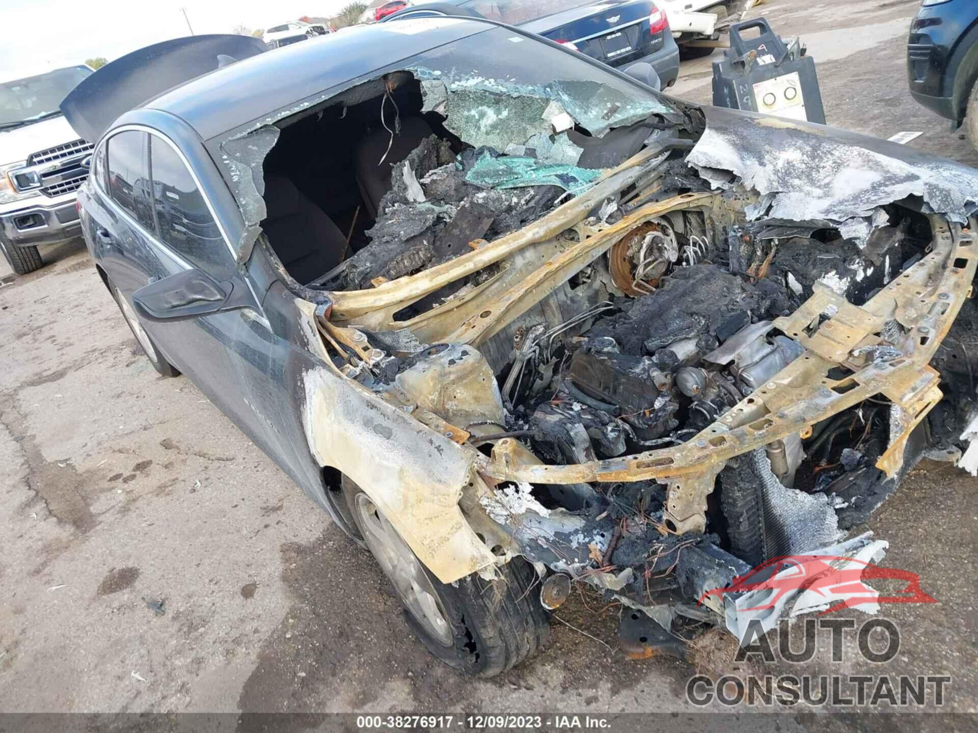 CHEVROLET MALIBU 2018 - 1G1ZB5ST5JF170013