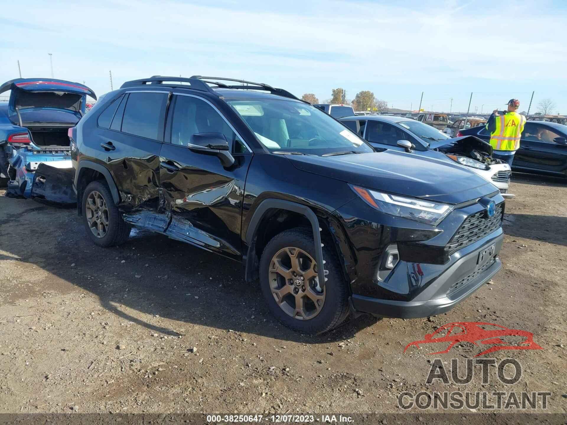 TOYOTA RAV4 2023 - 2T3UWRFV4PW152442