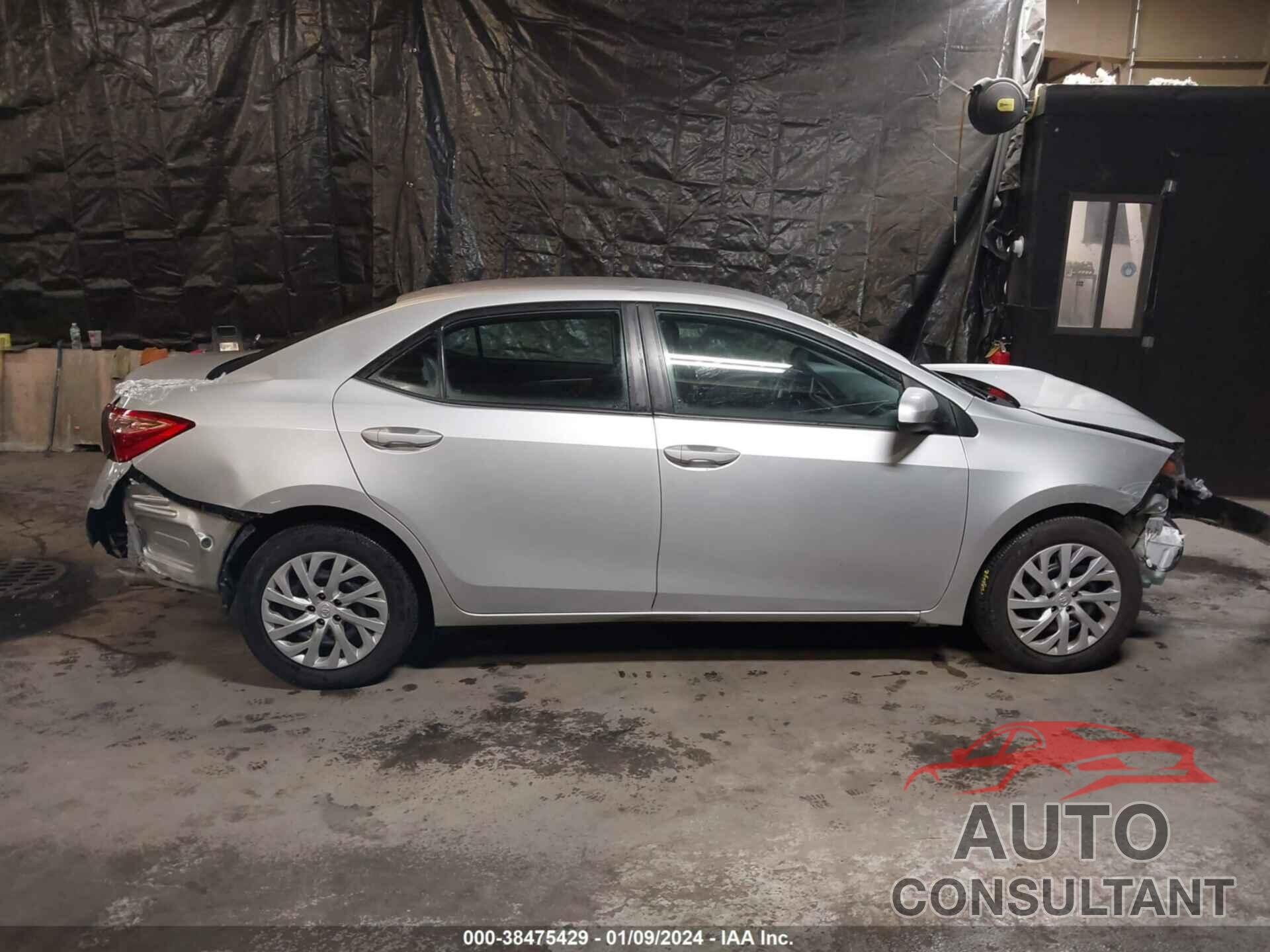 TOYOTA COROLLA 2018 - 2T1BURHE2JC043750