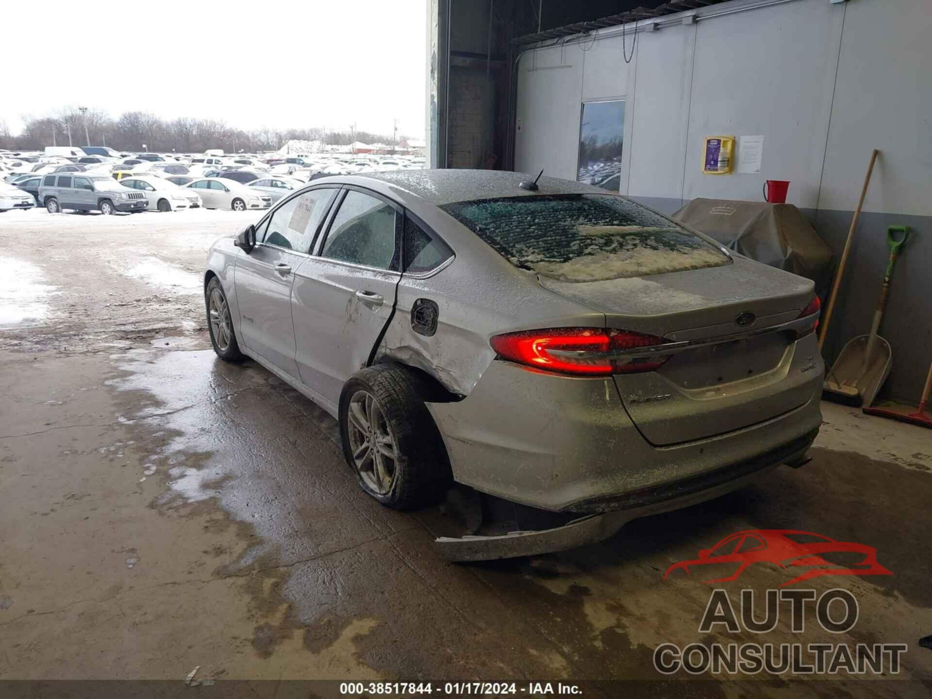 FORD FUSION 2018 - 3FA6P0LUXJR162844