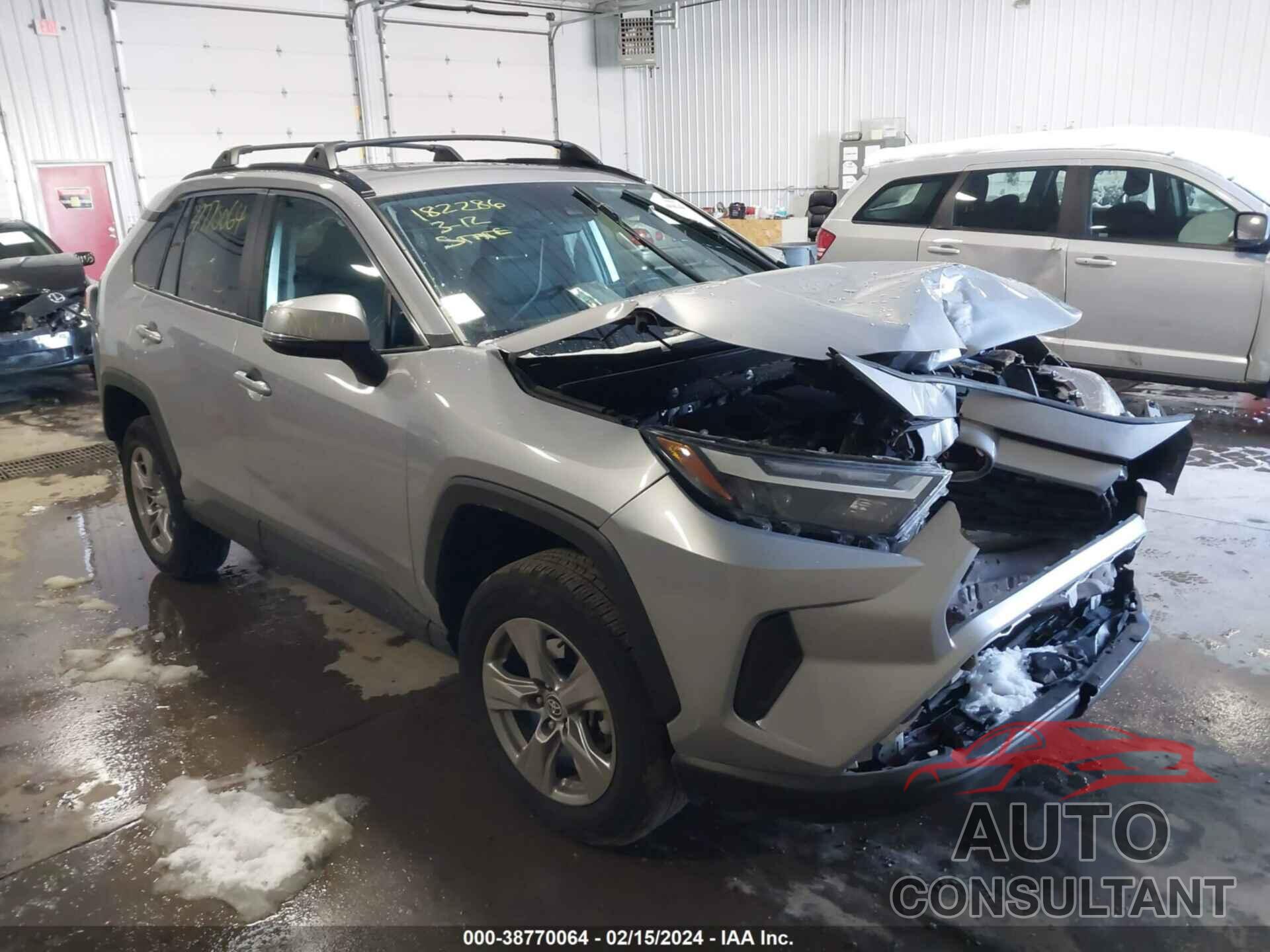TOYOTA RAV4 2022 - 2T3P1RFV8NC278717