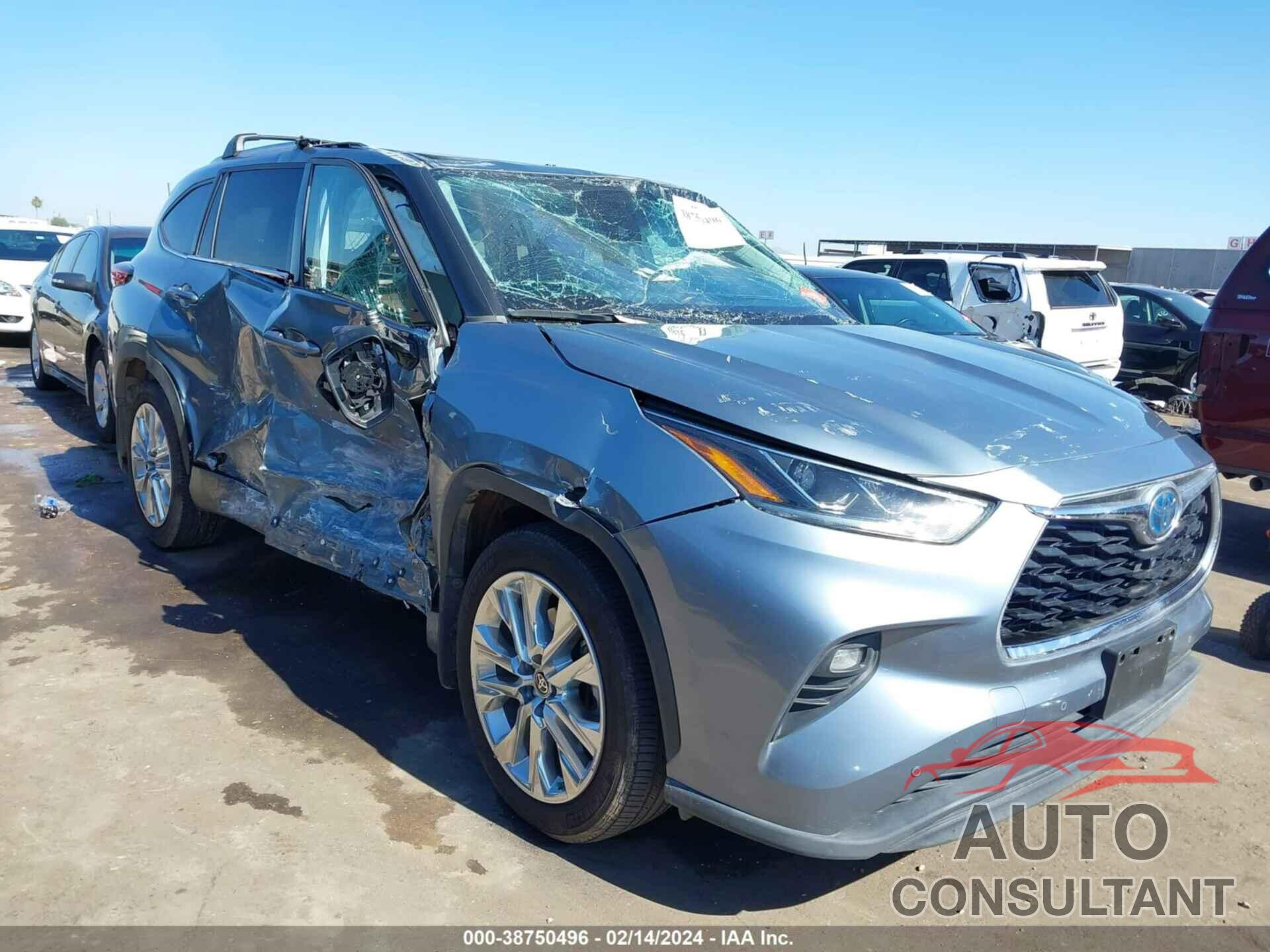 TOYOTA HIGHLANDER 2020 - 5TDXBRCHXLS004217