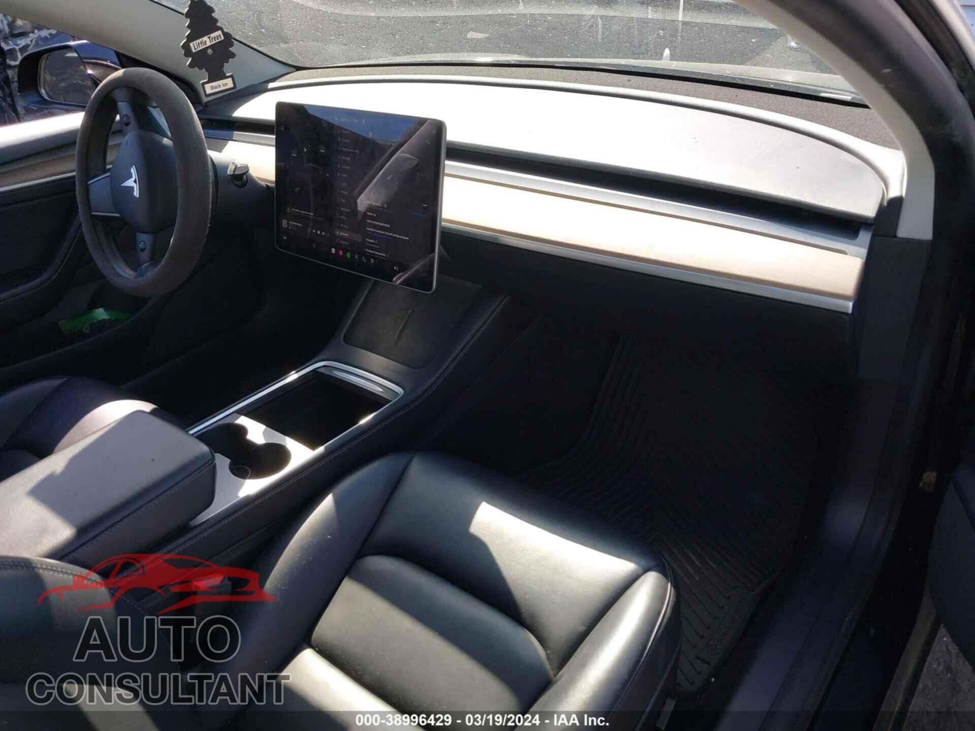TESLA MODEL 3 2021 - 5YJ3E1EA3MF059105