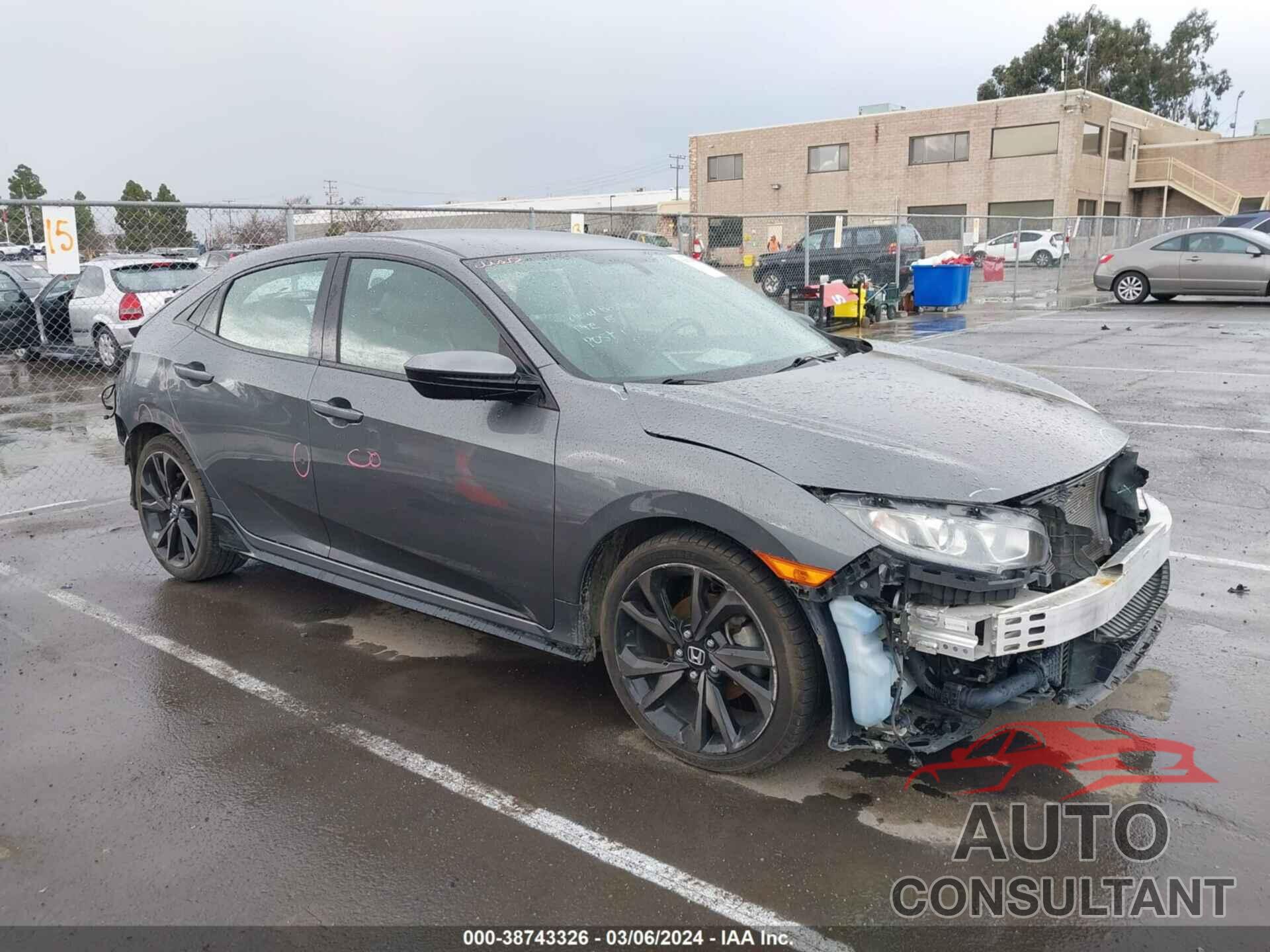 HONDA CIVIC 2018 - SHHFK7G4XJU212878