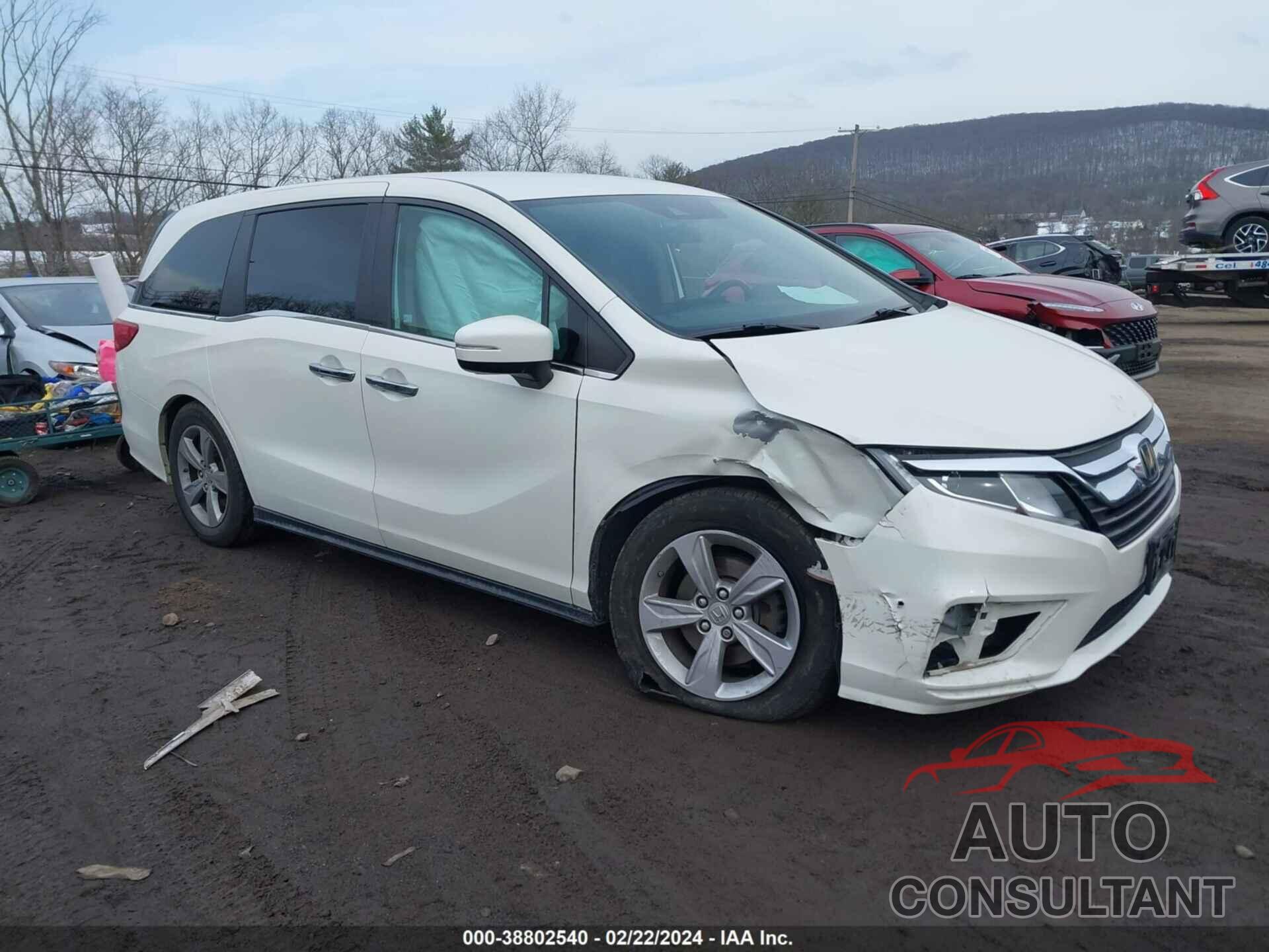 HONDA ODYSSEY 2018 - 5FNRL6H53JB089177