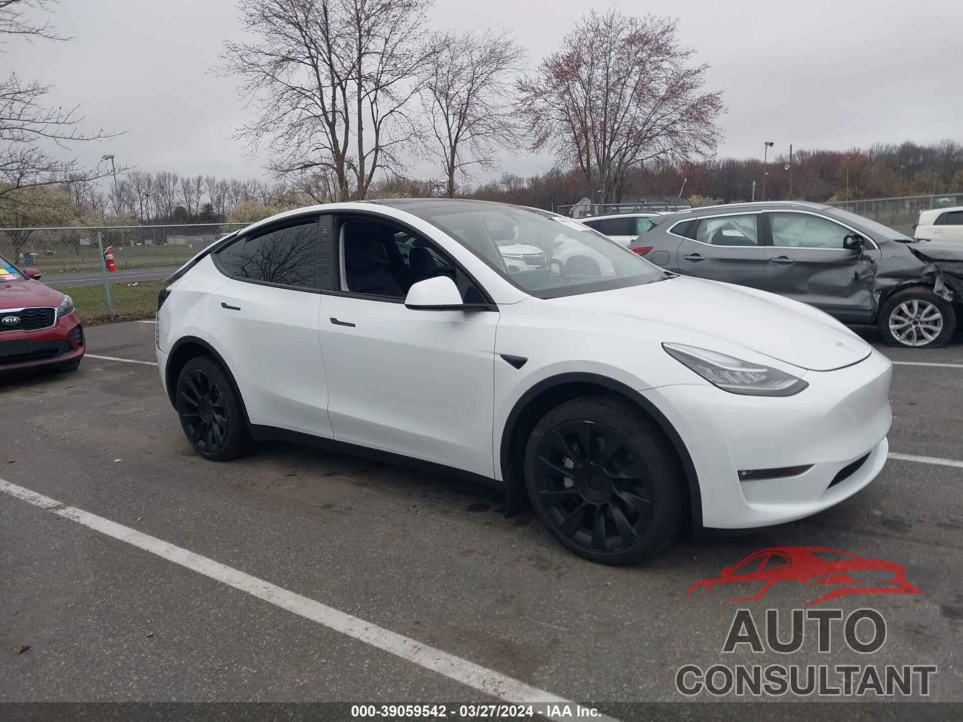 TESLA MODEL Y 2022 - 7SAYGDEE1NF436670