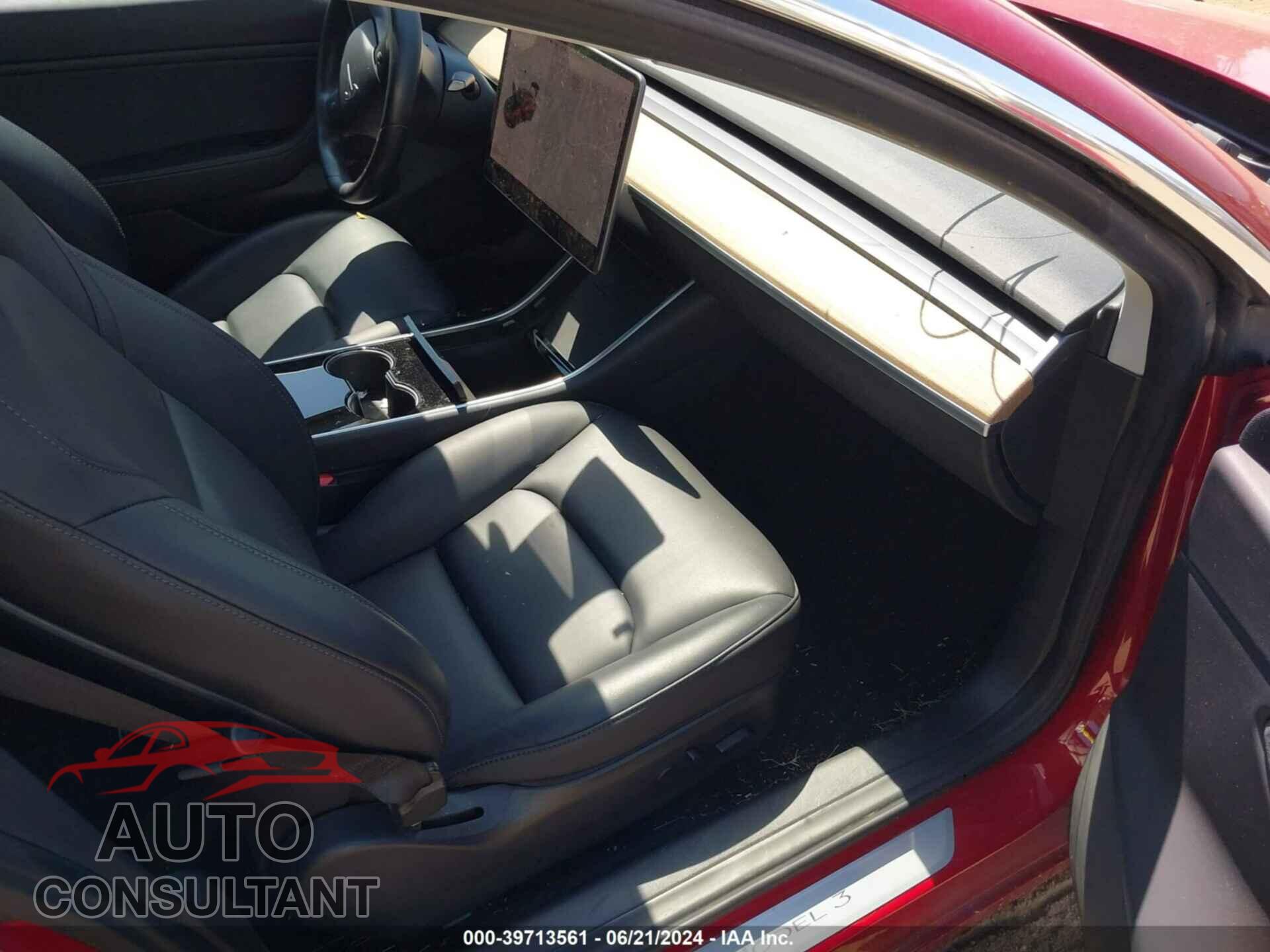 TESLA MODEL 3 2019 - 5YJ3E1EA4KF299048