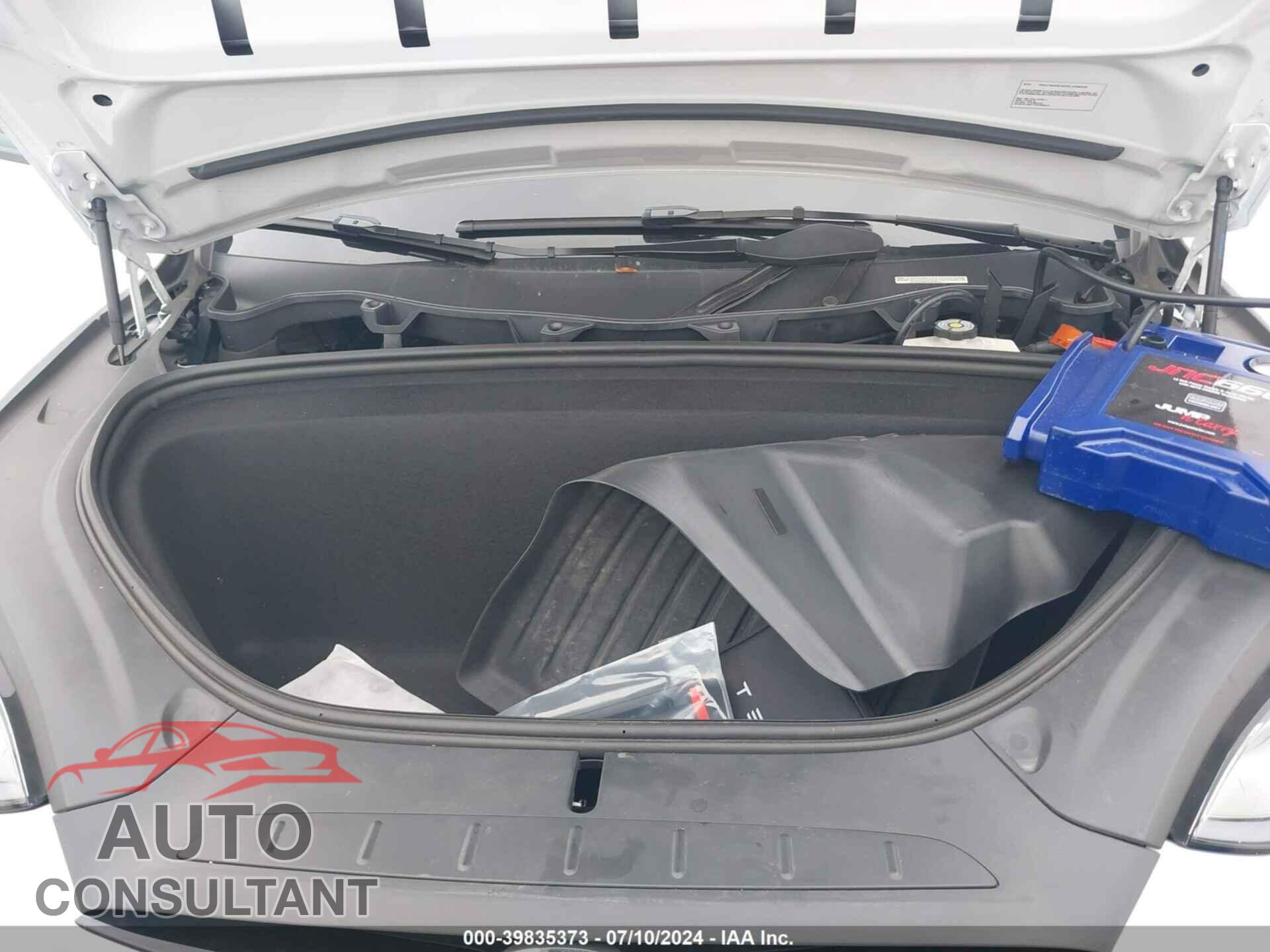 TESLA MODEL X 2022 - 7SAXCBE50NF357227