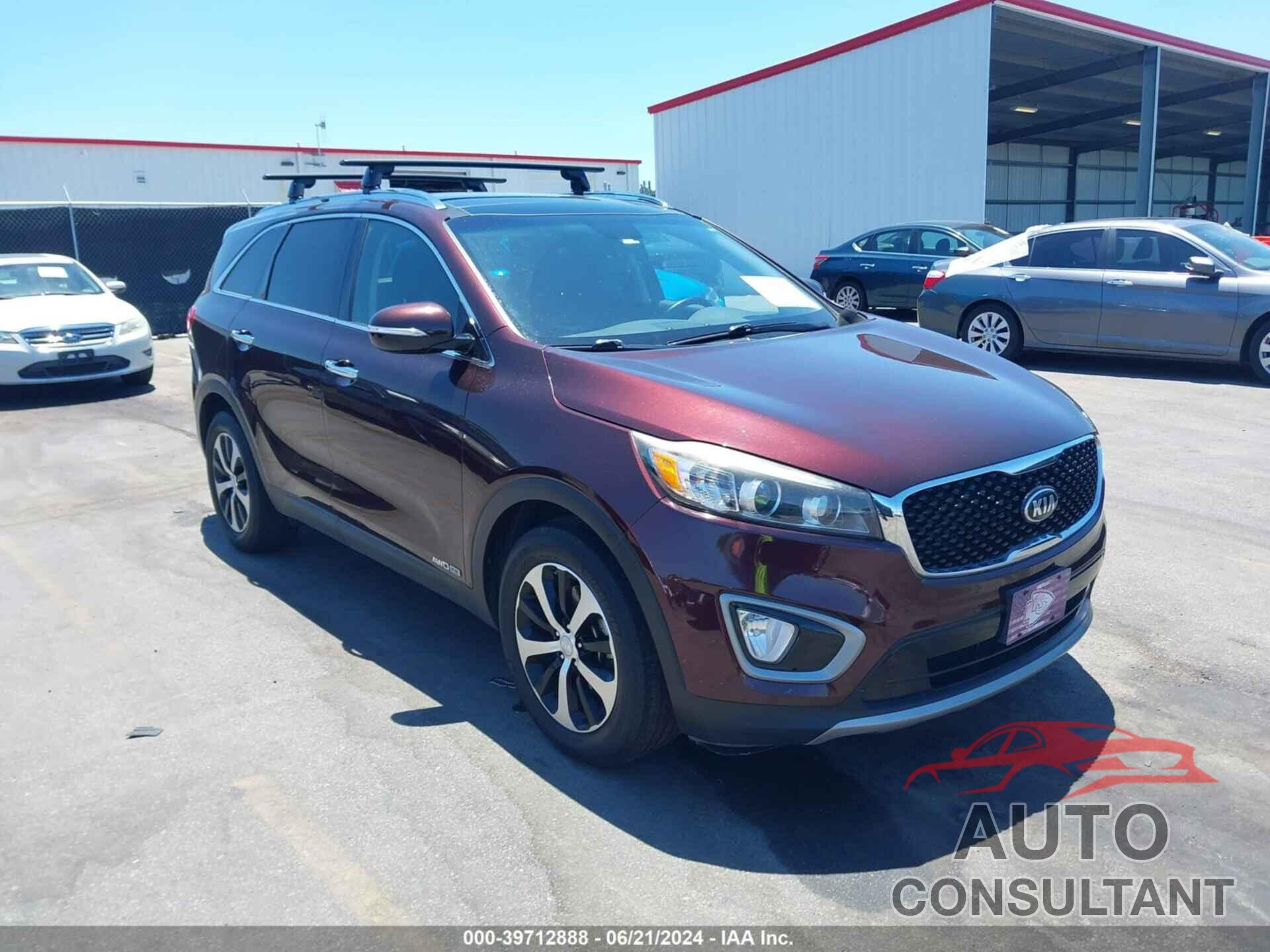 KIA SORENTO 2016 - 5XYPHDA58GG060752