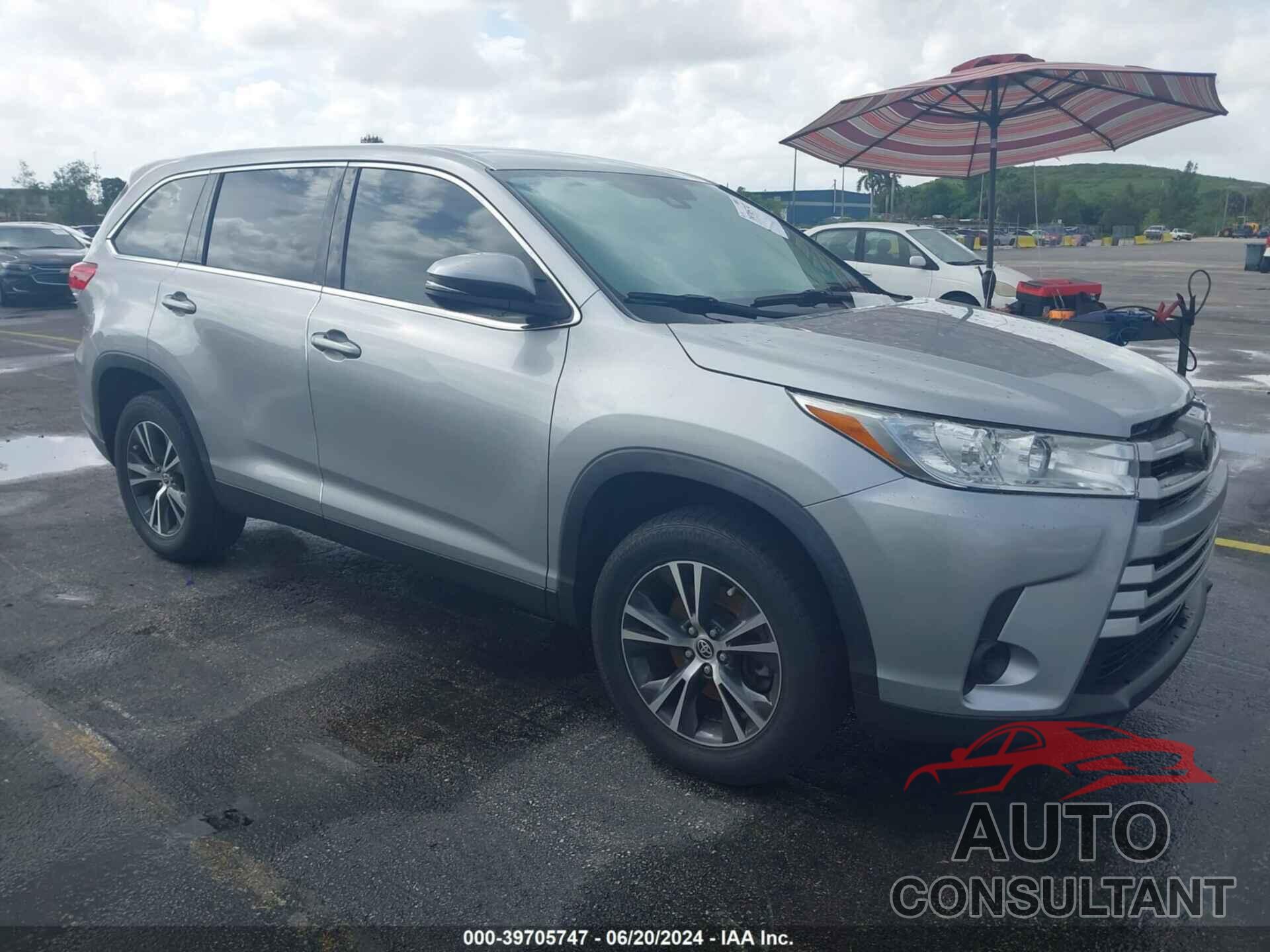 TOYOTA HIGHLANDER 2019 - 5TDZZRFH8KS369879