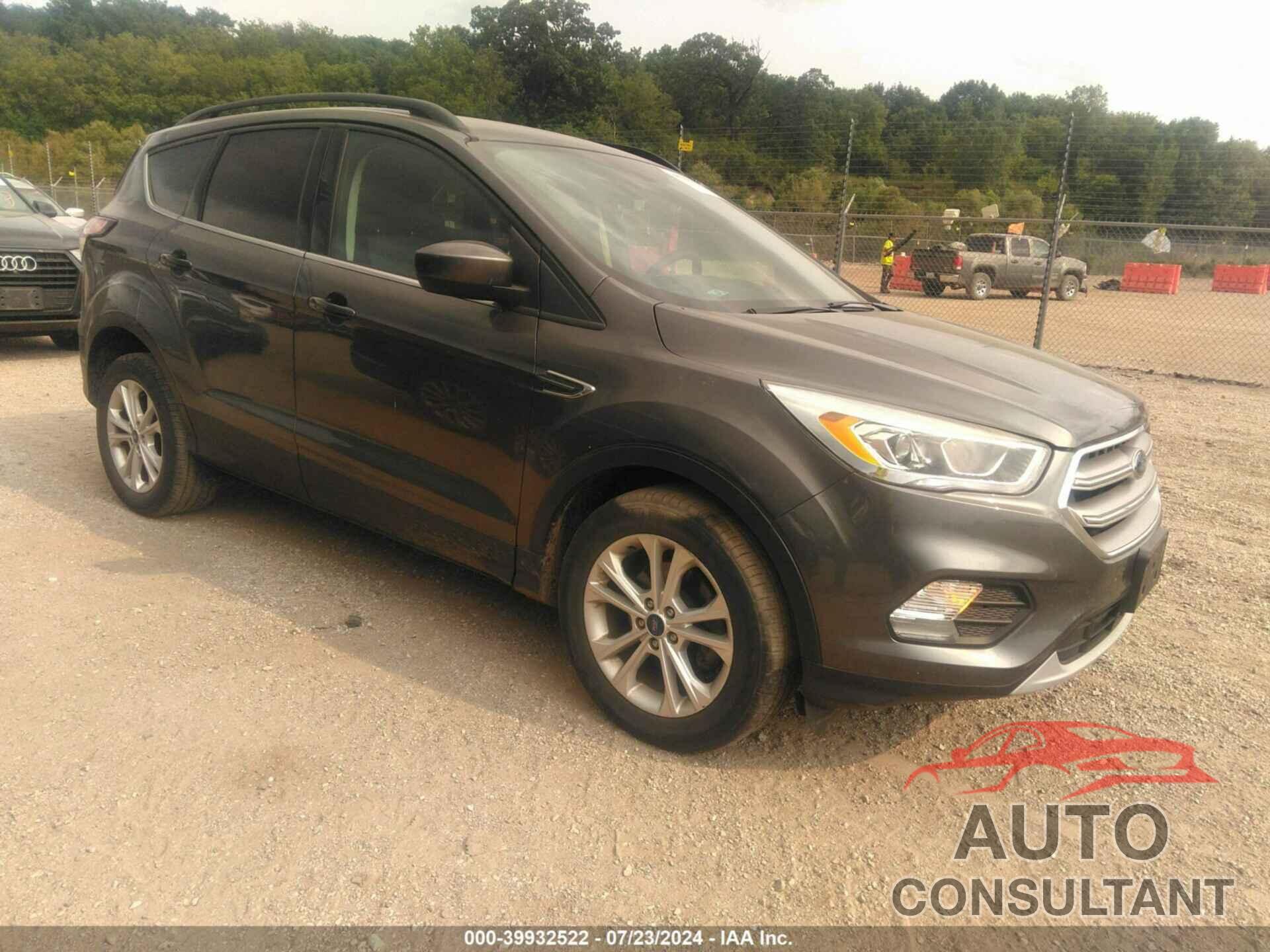 FORD ESCAPE 2017 - 1FMCU0GDXHUD16502