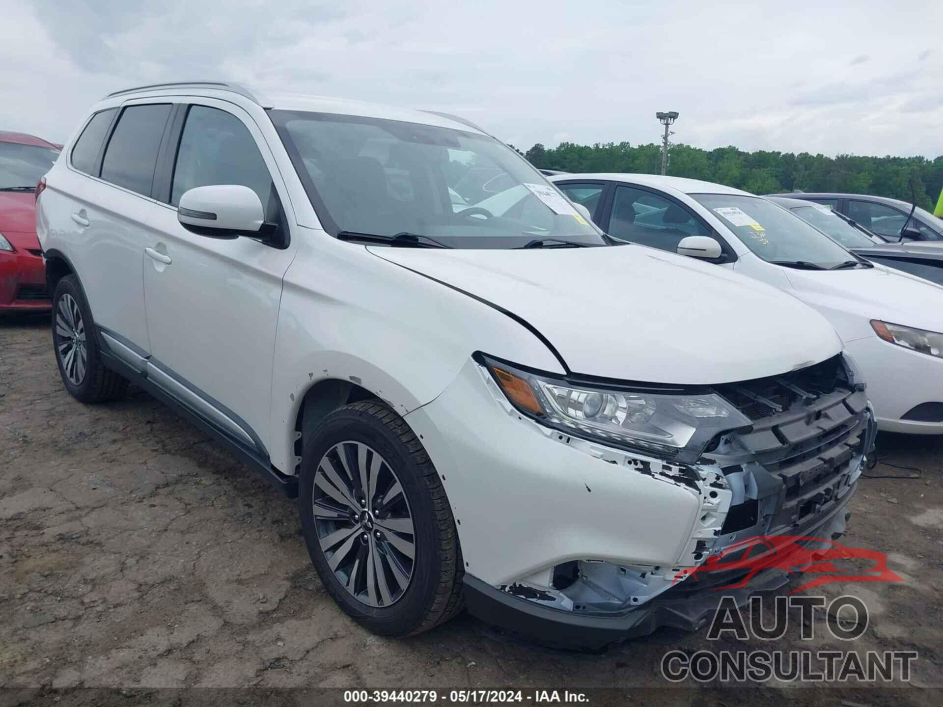 MITSUBISHI OUTLANDER 2019 - JA4AZ3A38KZ035866