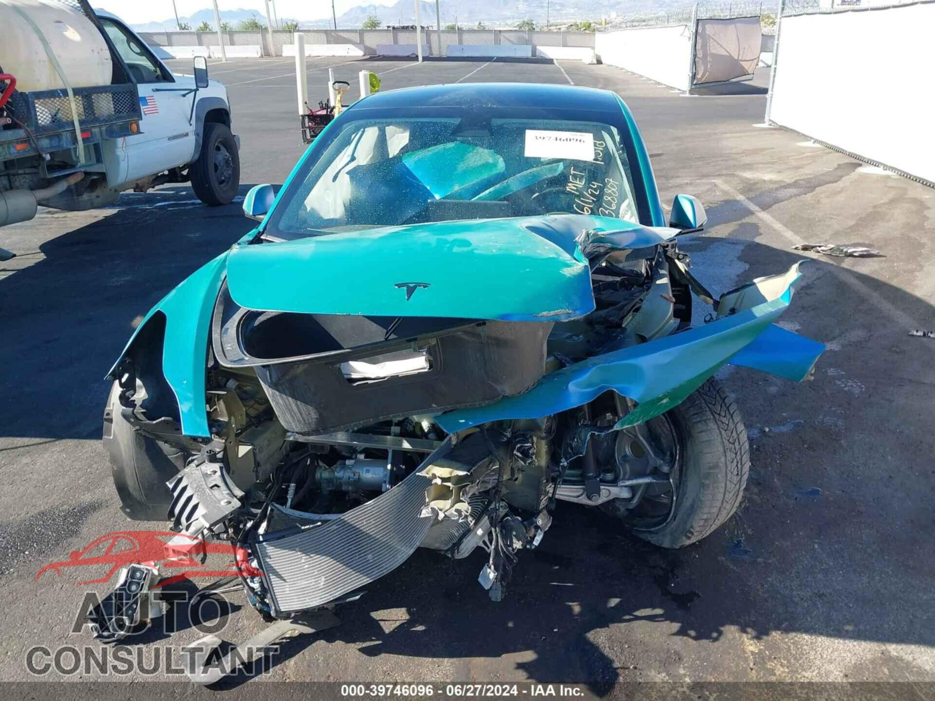 TESLA MODEL 3 2019 - 5YJ3E1EA5KF415700