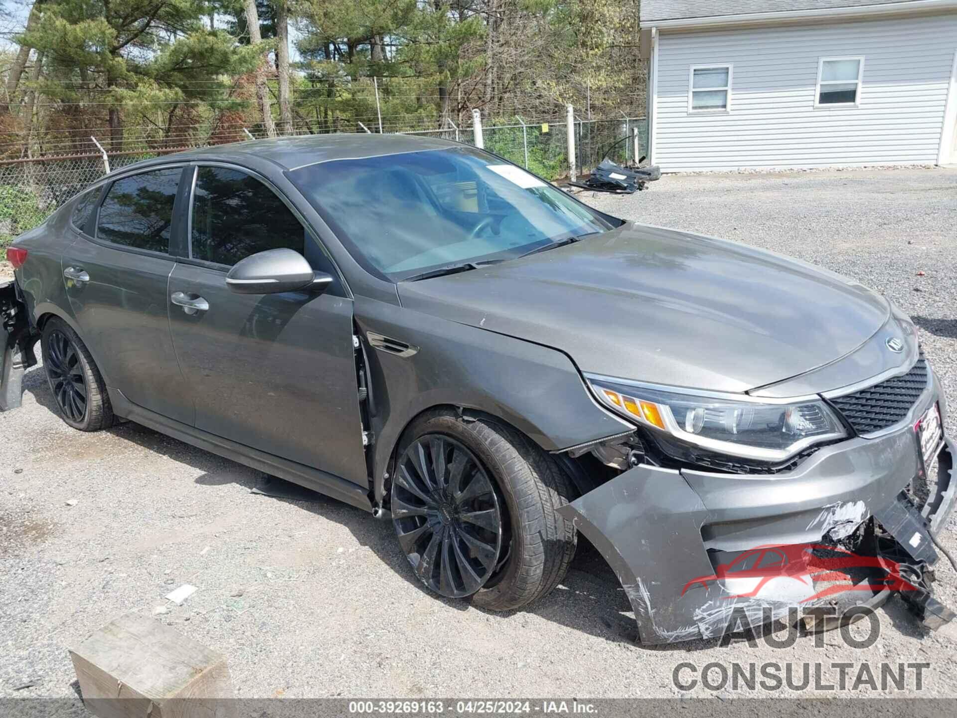 KIA OPTIMA 2018 - 5XXGT4L37JG185103