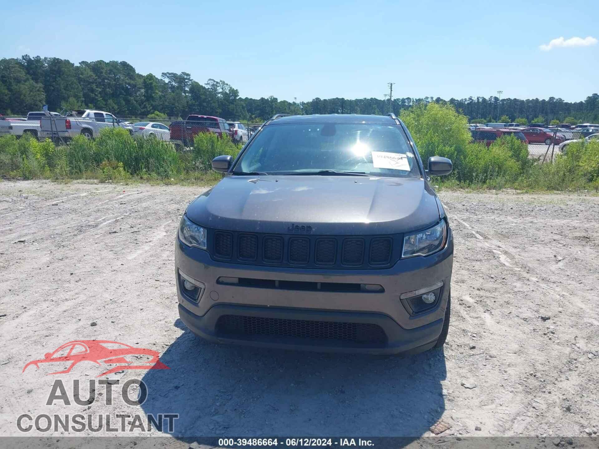 JEEP COMPASS 2018 - 3C4NJCBB3JT438440