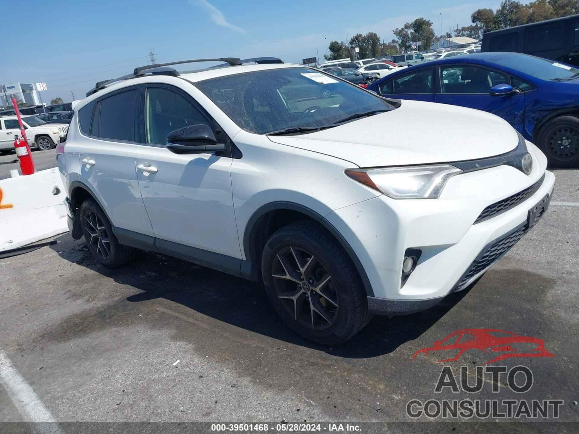 TOYOTA RAV4 2017 - JTMNFREV9HJ114825