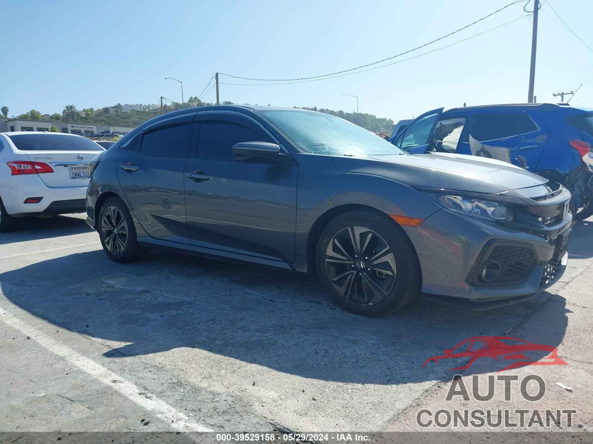 HONDA CIVIC 2018 - SHHFK7H54JU407723