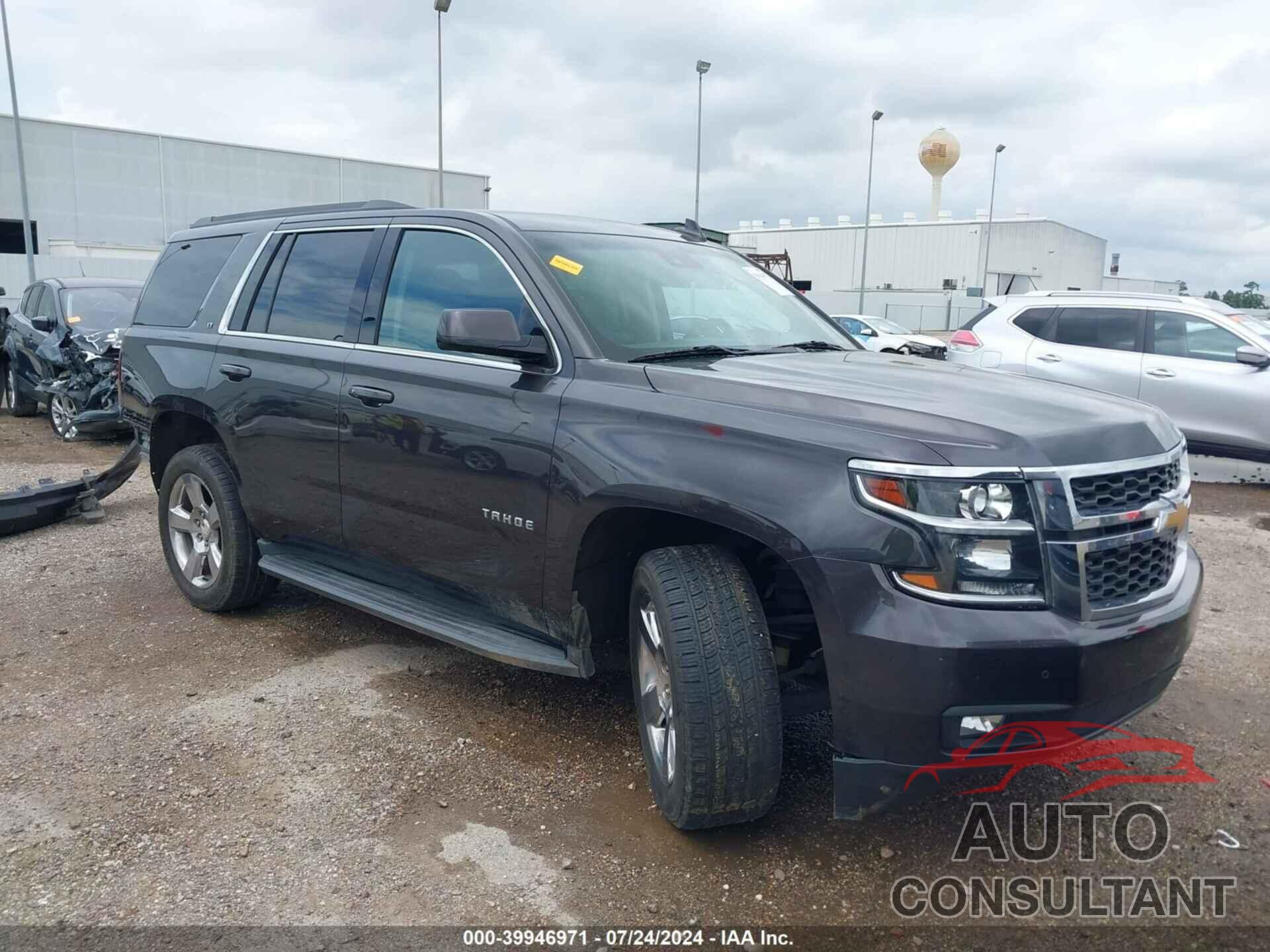 CHEVROLET TAHOE 2017 - 1GNSCBKC7HR113509