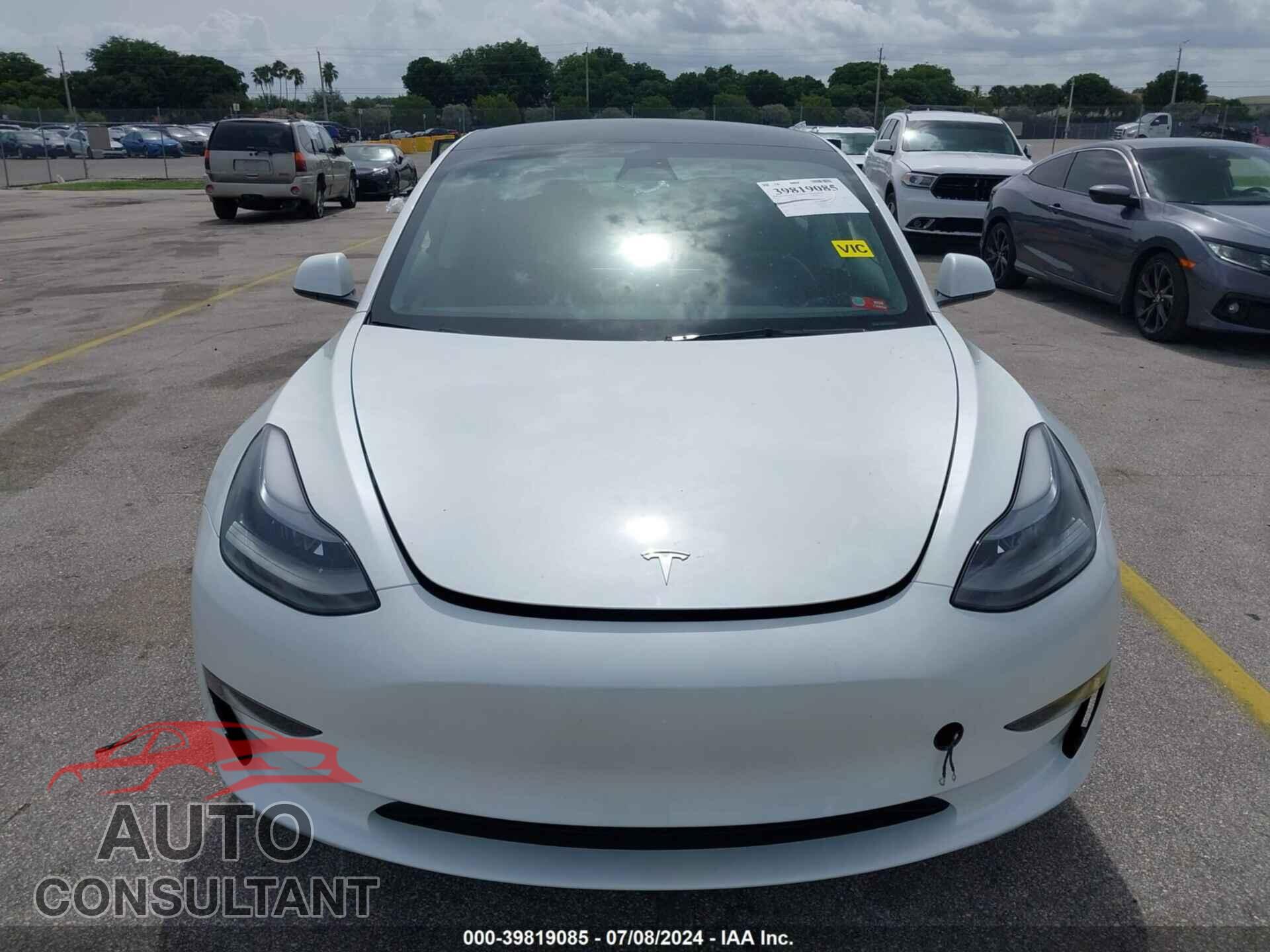 TESLA MODEL 3 2023 - 5YJ3E1EA7PF658075