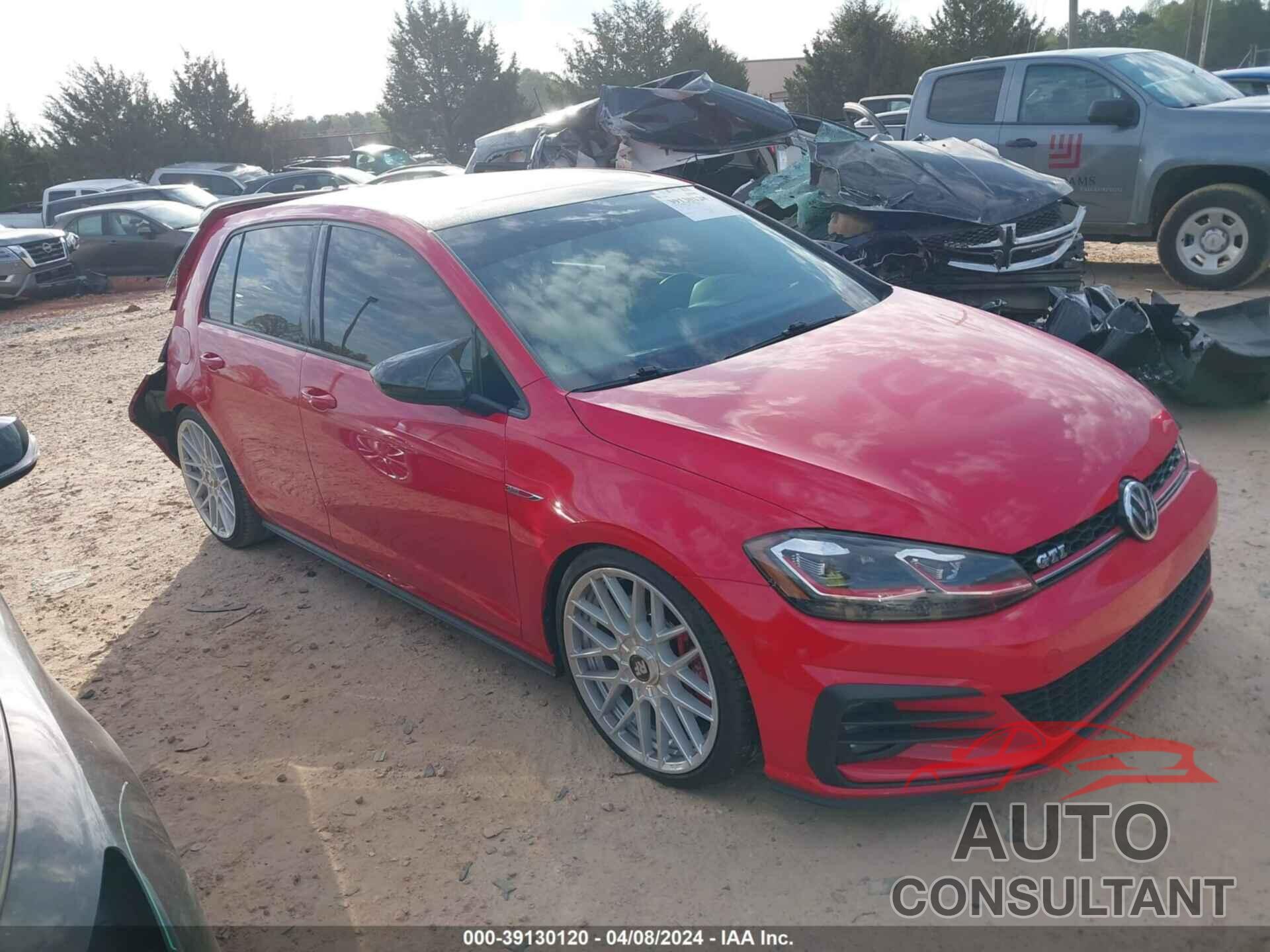VOLKSWAGEN GOLF GTI 2018 - 3VW447AU8JM261551