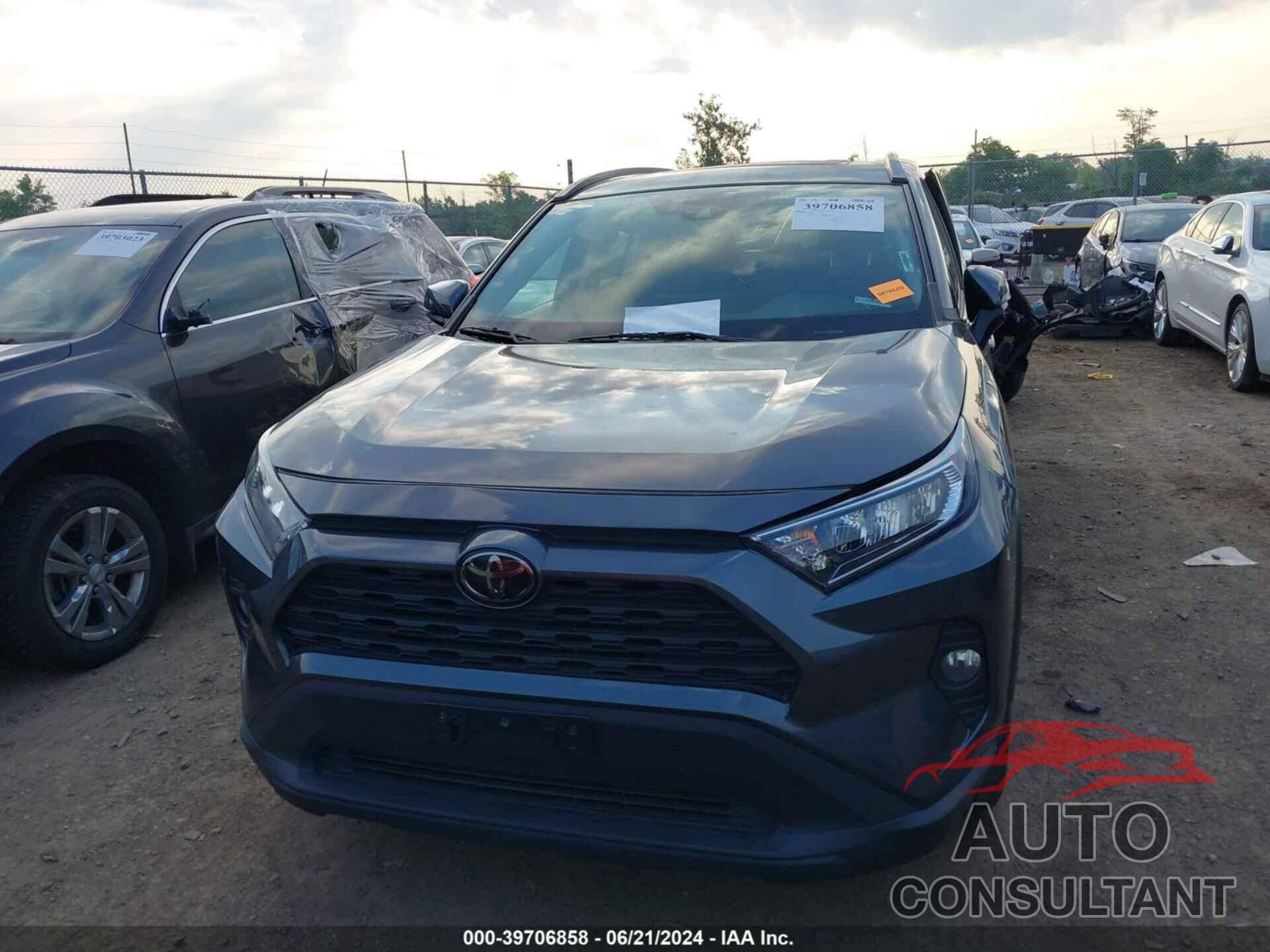 TOYOTA RAV4 2019 - 2T3W1RFV1KW039192